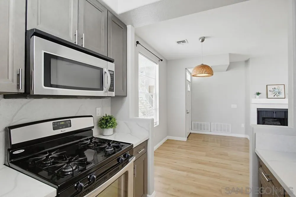 https://cdn.realtyfeed.com/cdn/127/260011248/3e7ac23c1358f40a5b38b0214bfdc0d8.webp