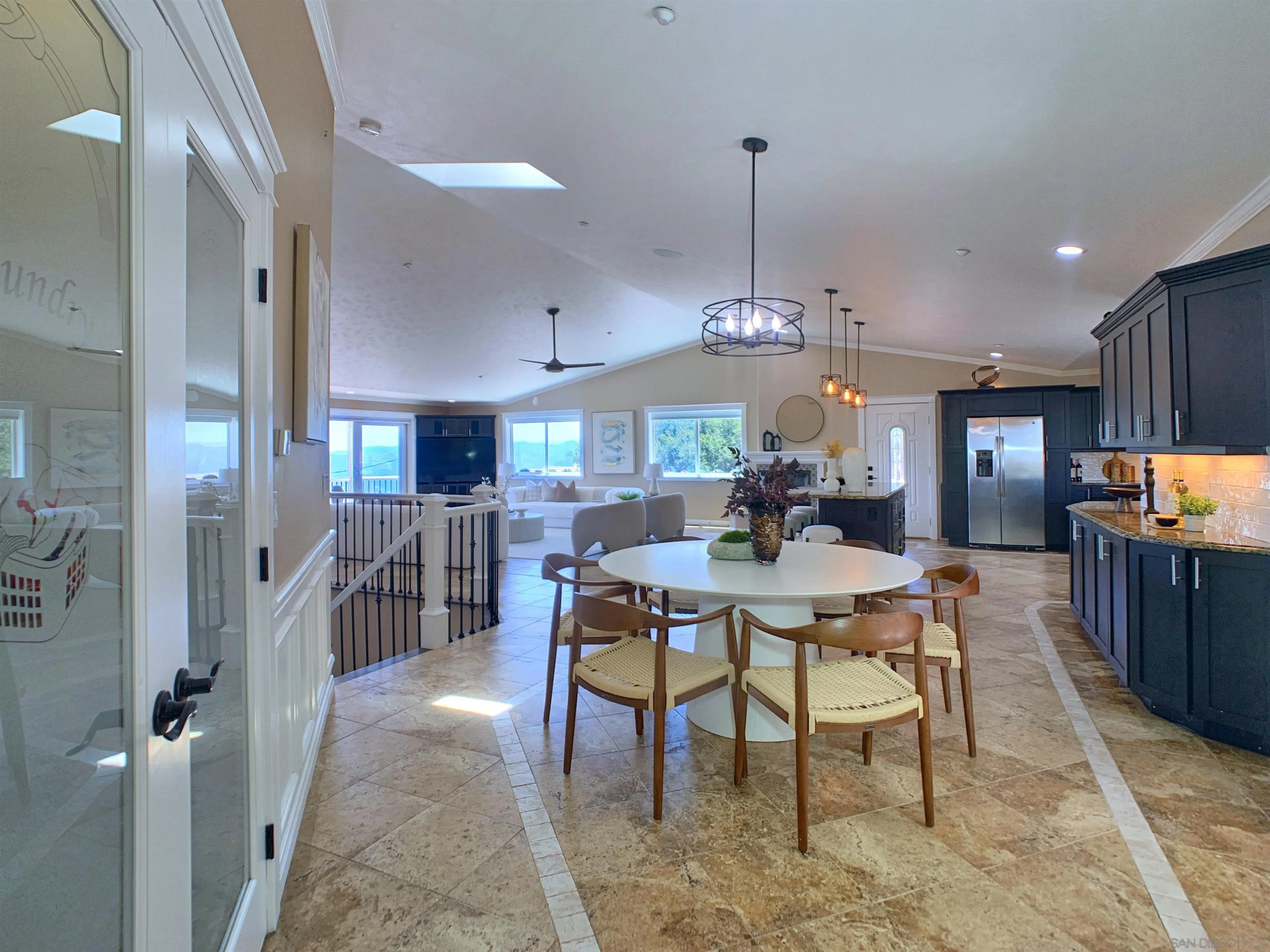 https://cdn.realtyfeed.com/cdn/127/260011249/1ed128efdb71de87c6c89b93d807f2c7.webp