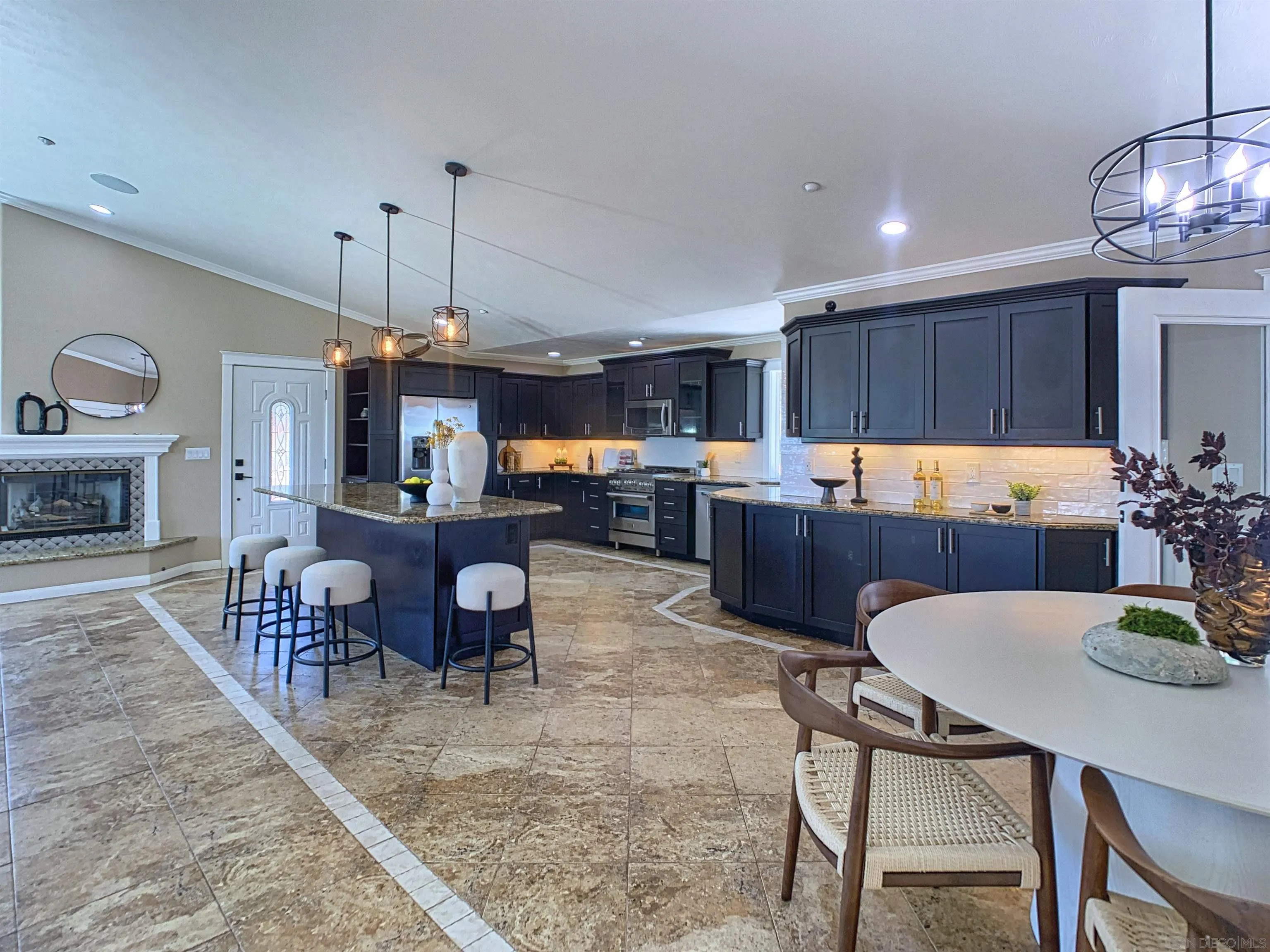 https://cdn.realtyfeed.com/cdn/127/260011249/49115e83496e646c045d986f62225c3a.webp