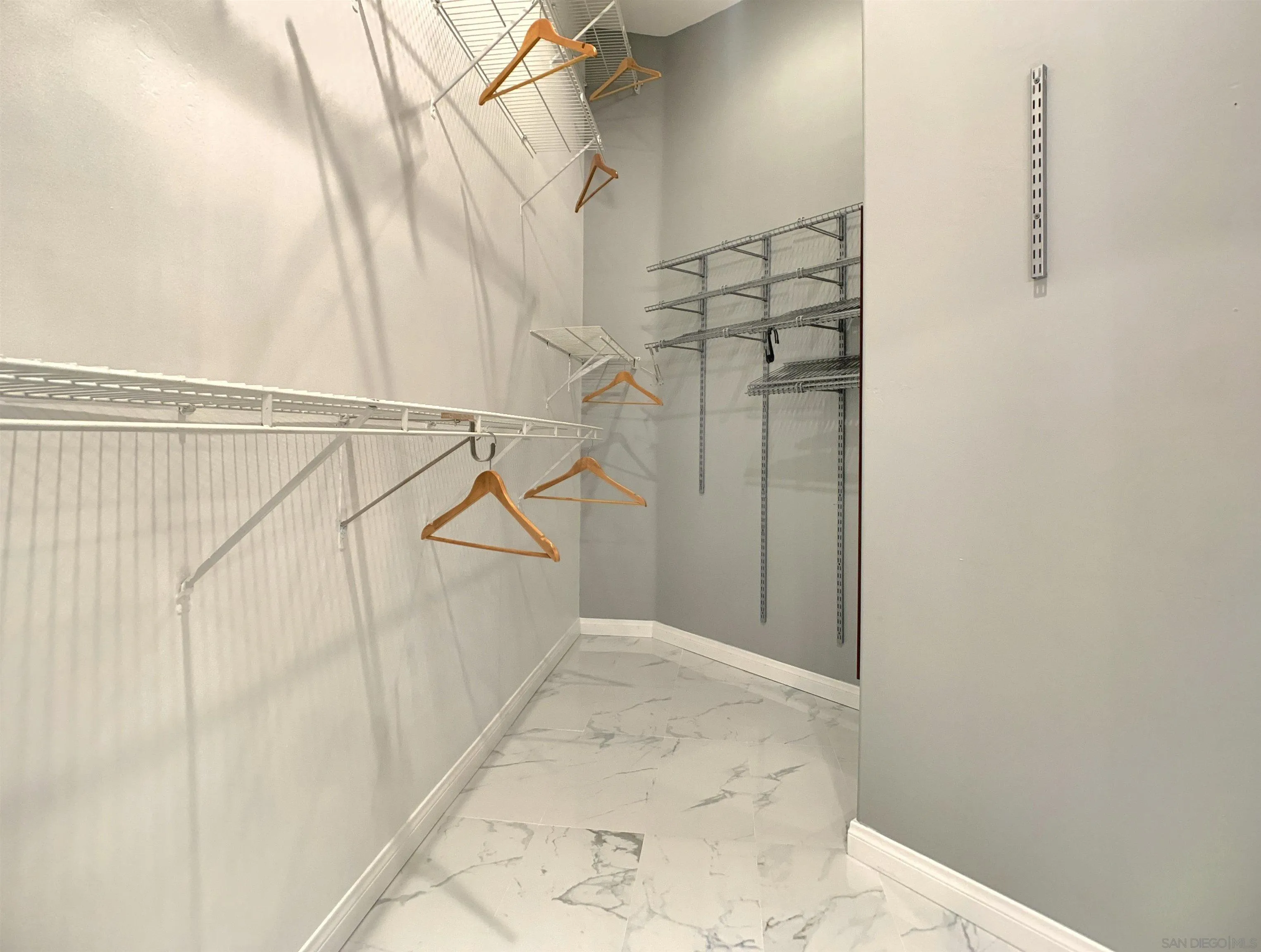 https://cdn.realtyfeed.com/cdn/127/260011249/52601ee84ce18d0da4bfca1bed758b66.webp