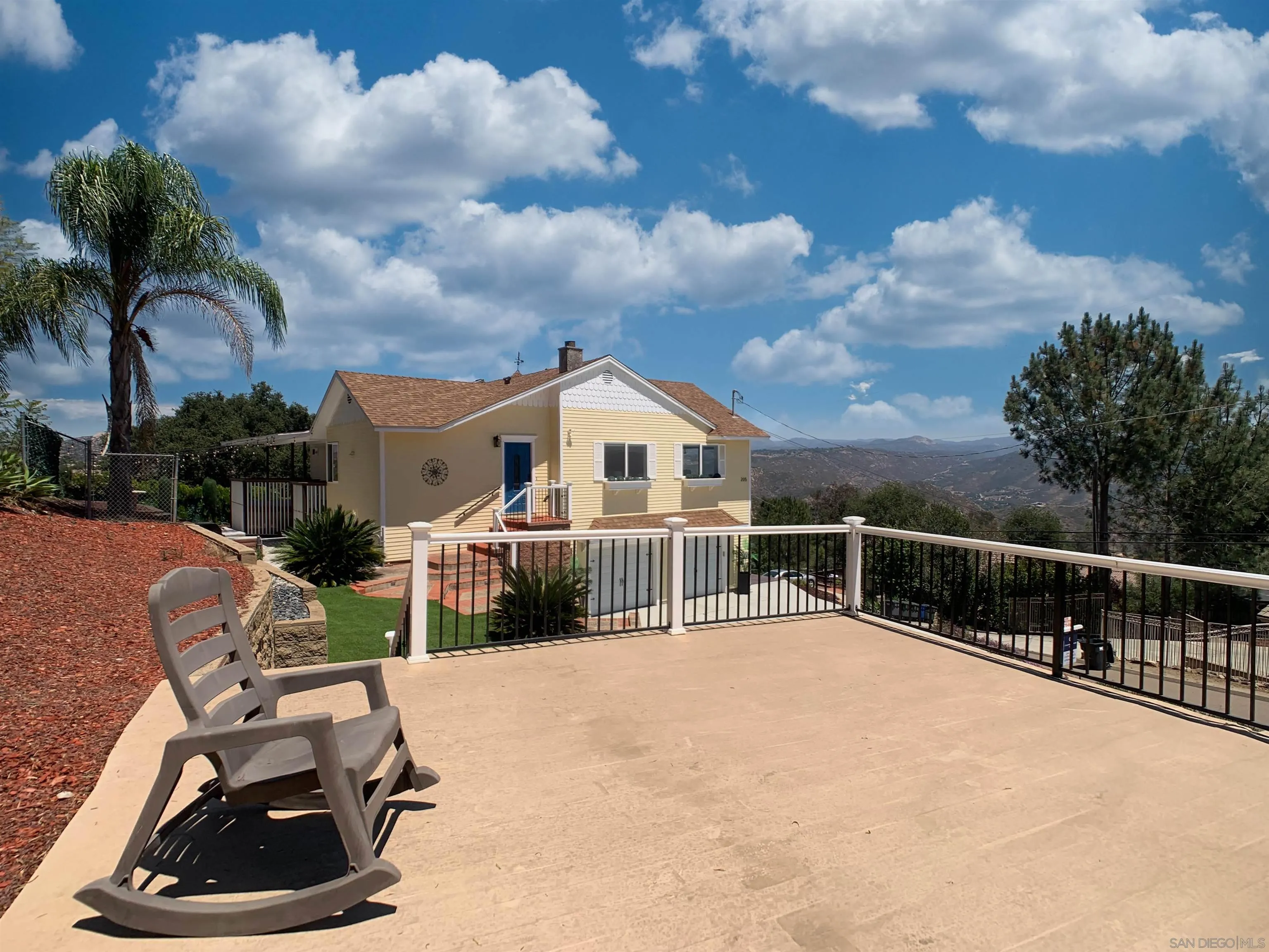 https://cdn.realtyfeed.com/cdn/127/260011249/96c3016a6bc938676f48798454fa8e34.webp