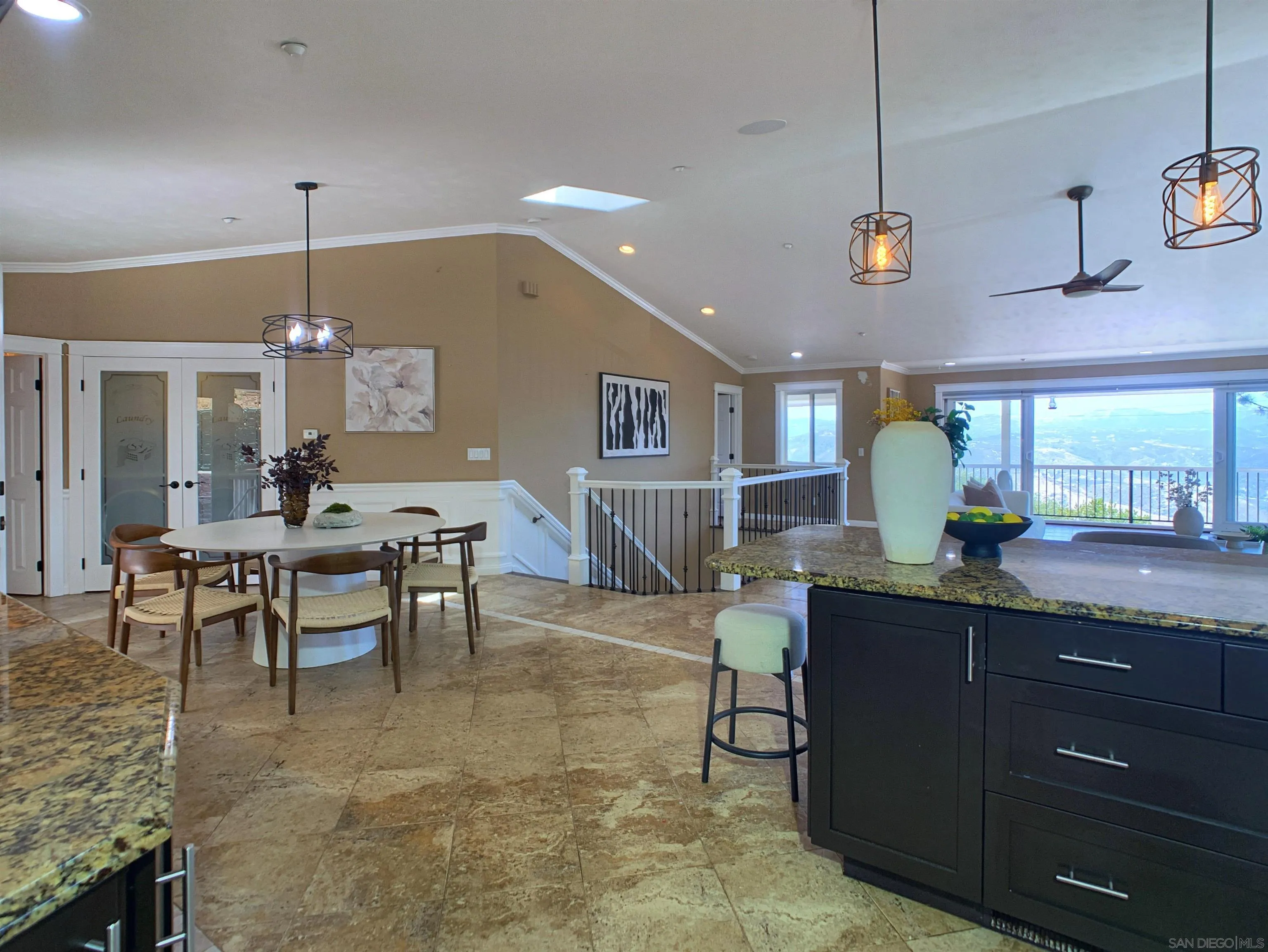 https://cdn.realtyfeed.com/cdn/127/260011249/ad9488141b66d9db9894d724739492df.webp