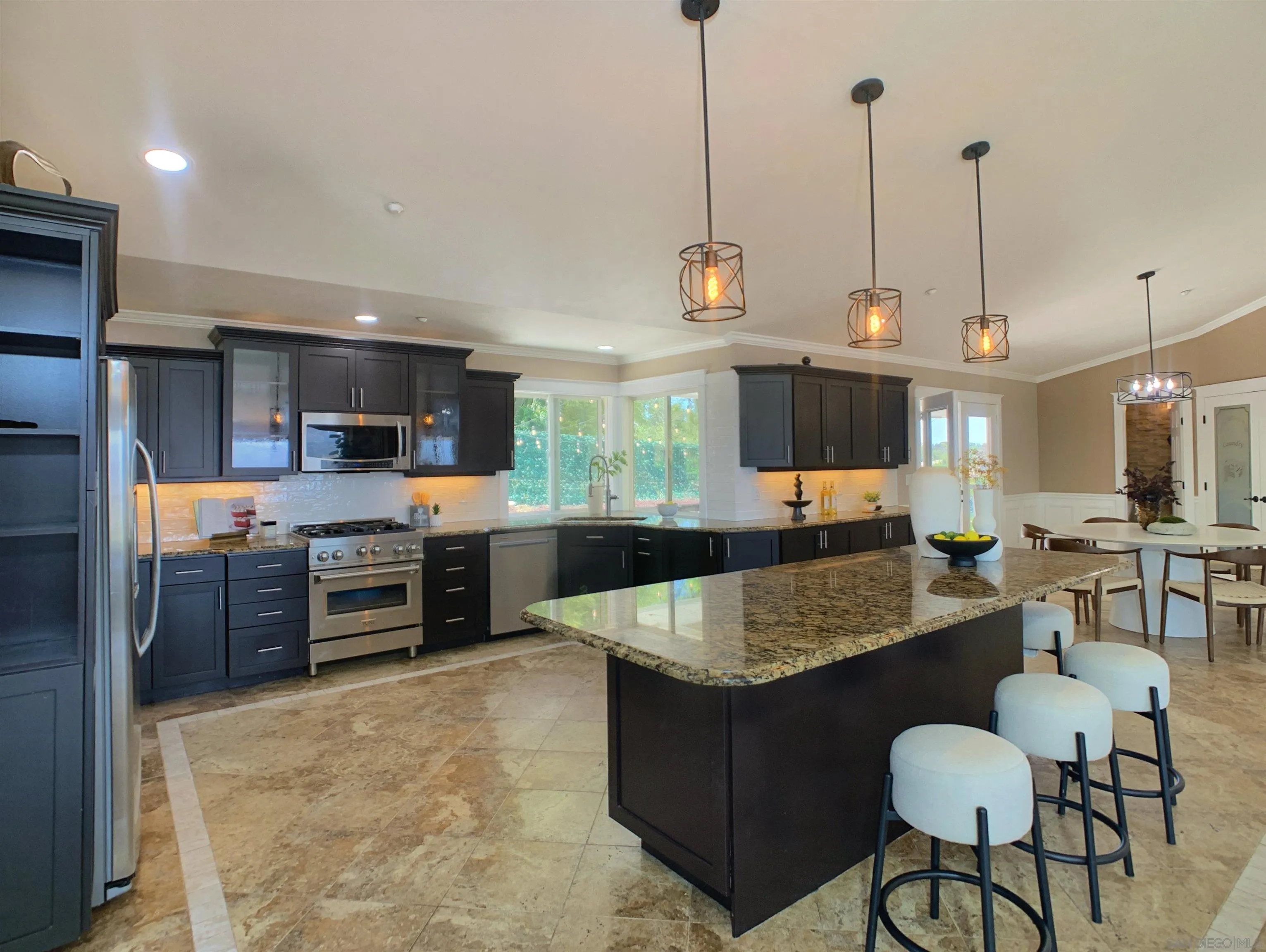 https://cdn.realtyfeed.com/cdn/127/260011249/d1d87d2d537481635a8d0812a446779b.webp