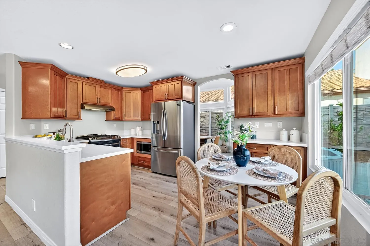 https://cdn.realtyfeed.com/cdn/127/260011252/00a440d395ebbca432582712c36f688a.webp