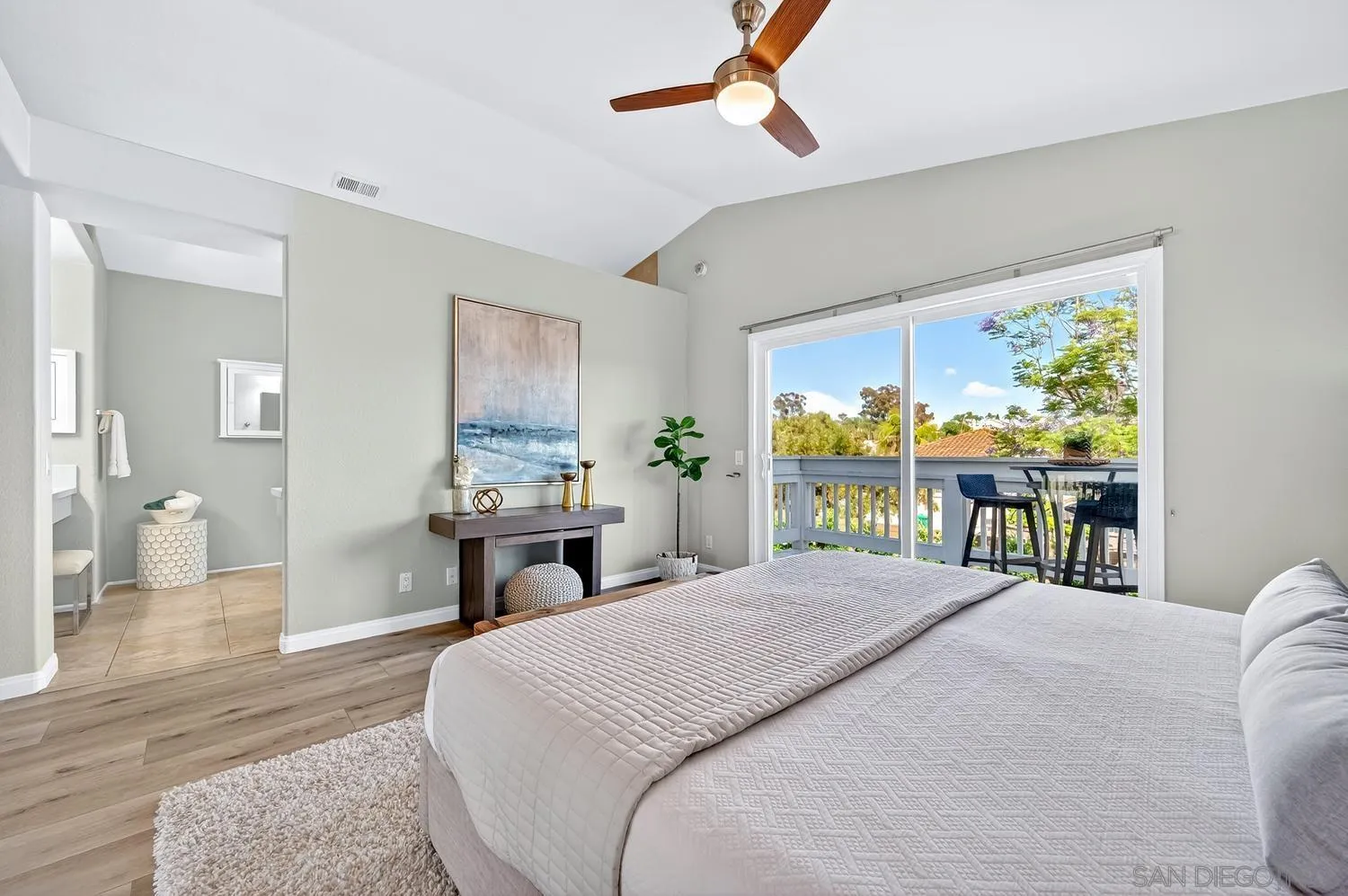 https://cdn.realtyfeed.com/cdn/127/260011252/1c09c980e81fe30622ecbb1aea244a93.webp