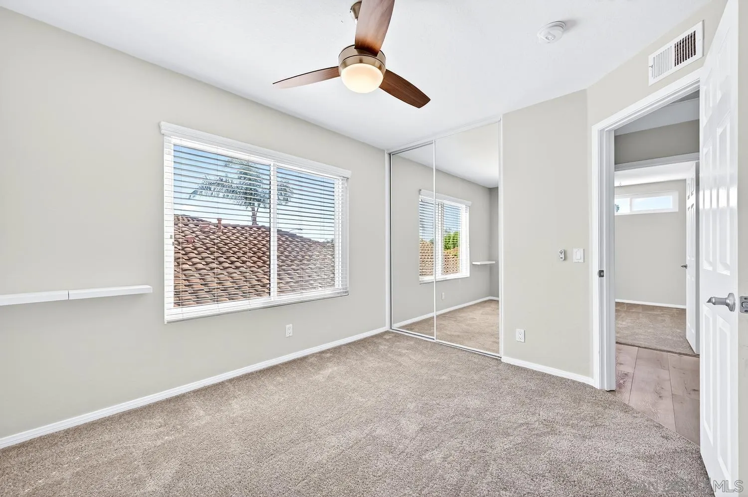 https://cdn.realtyfeed.com/cdn/127/260011252/2c70da4f9e86a7387503bf4dd5239372.webp