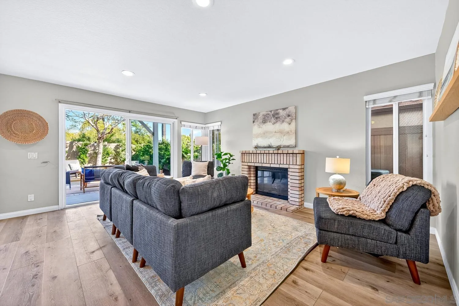 https://cdn.realtyfeed.com/cdn/127/260011252/2e224ba4f56f630def57ba12da9ba7f2.webp