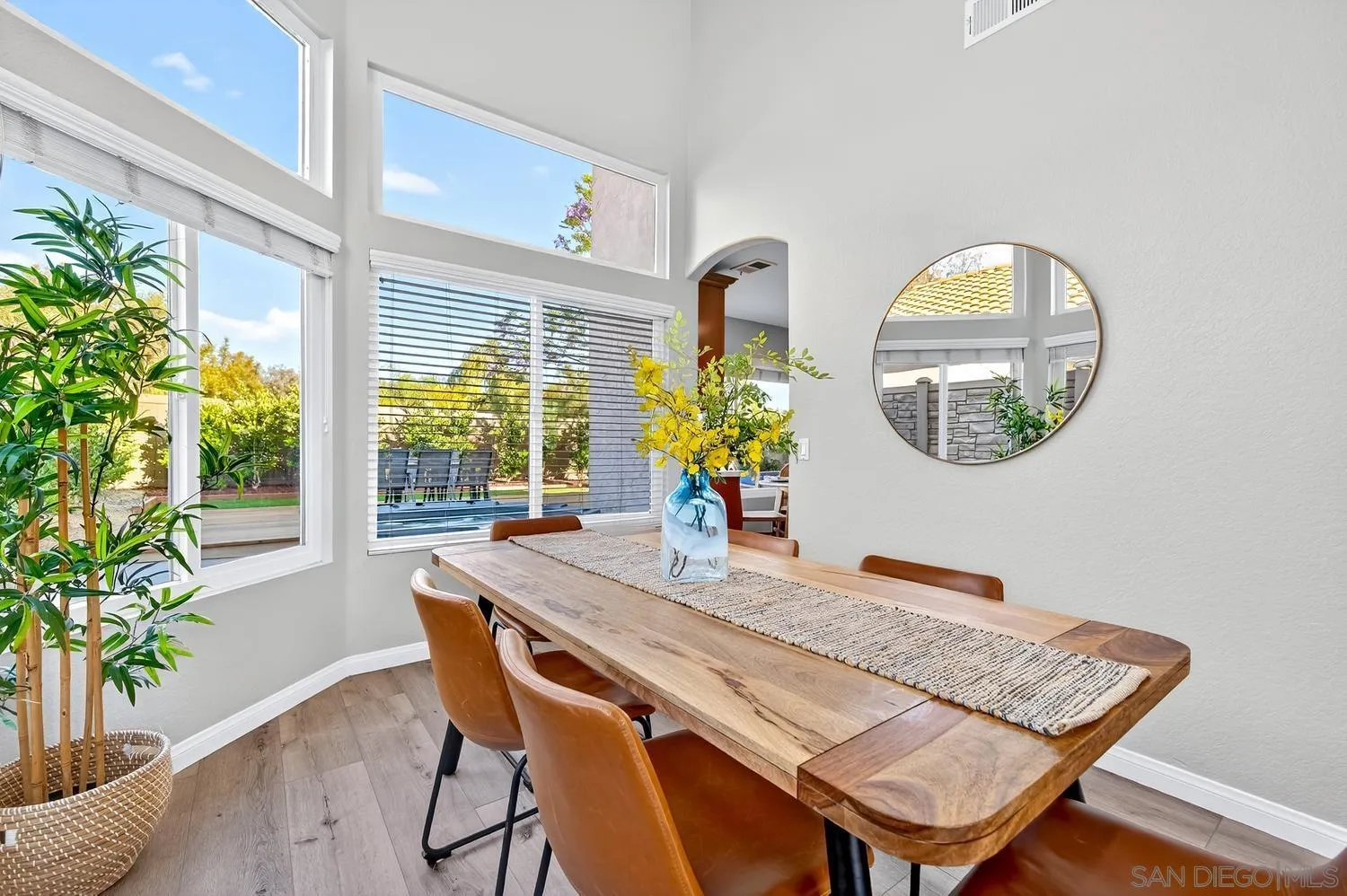 https://cdn.realtyfeed.com/cdn/127/260011252/d335dcdad64e0fddba3443f90349c9eb.webp