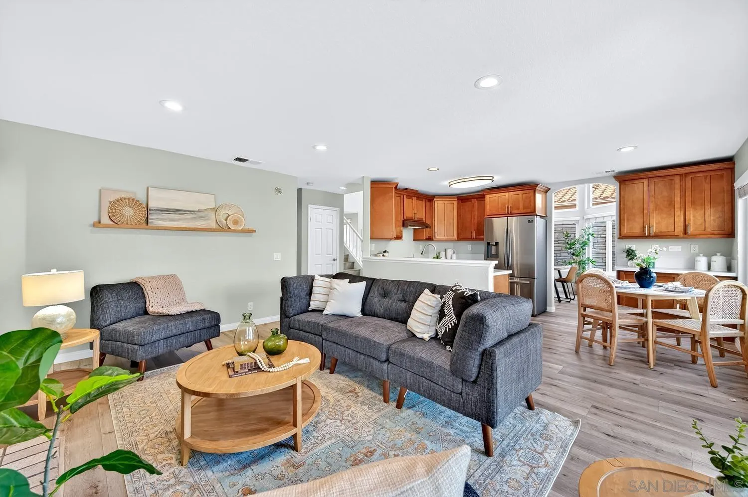 https://cdn.realtyfeed.com/cdn/127/260011252/f2419dae9d7d11b8df4a5d9852992b16.webp