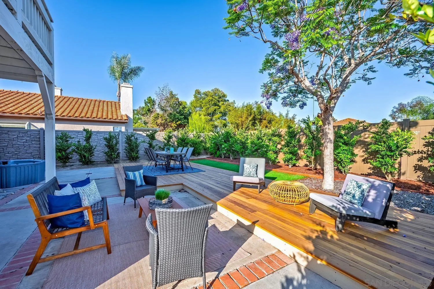 https://cdn.realtyfeed.com/cdn/127/260011252/f301024759ffd8674972c2b45d59dff8.webp