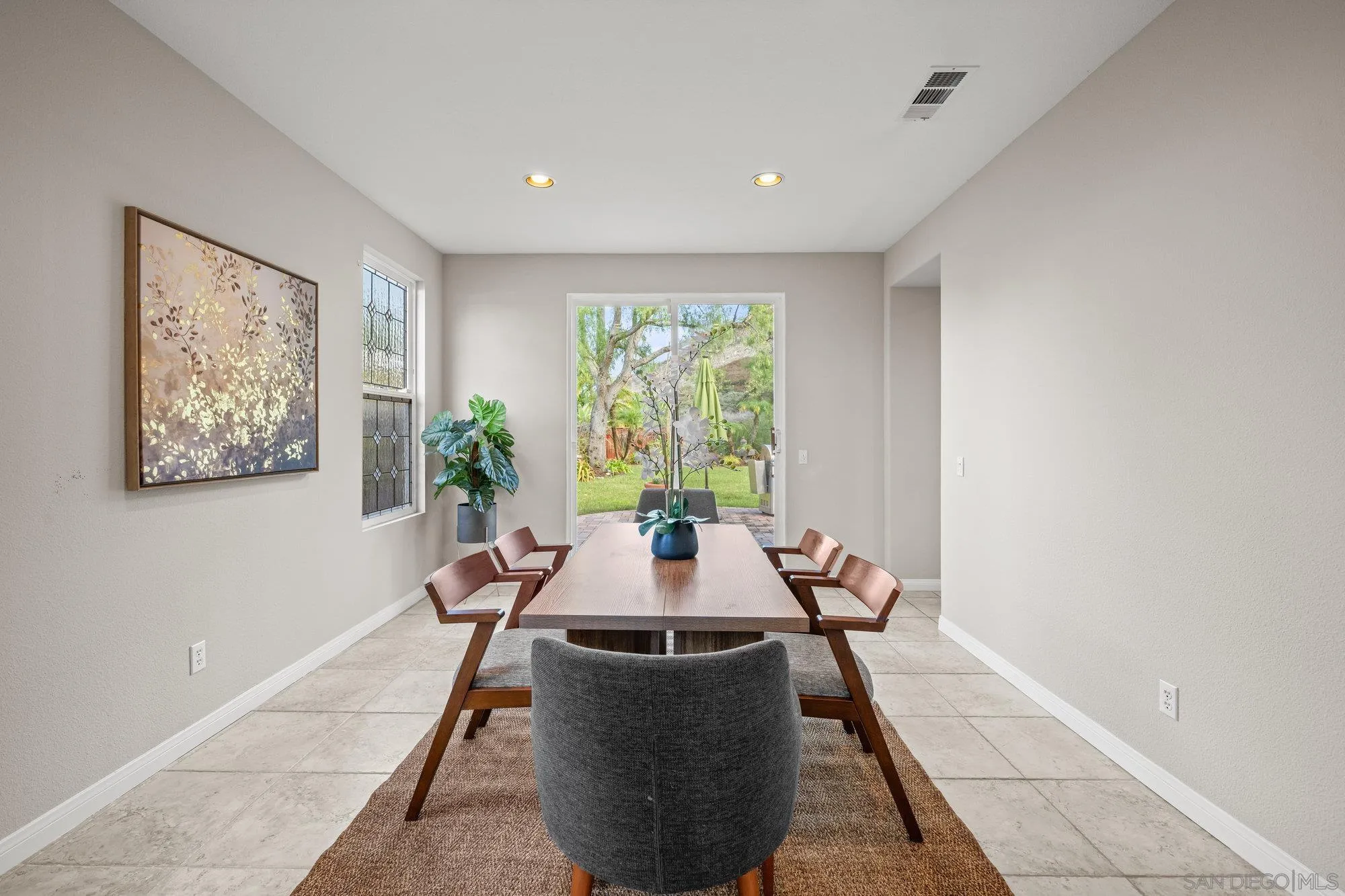 https://cdn.realtyfeed.com/cdn/127/260011254/160fac16064a14c7f218715191ccf869.webp