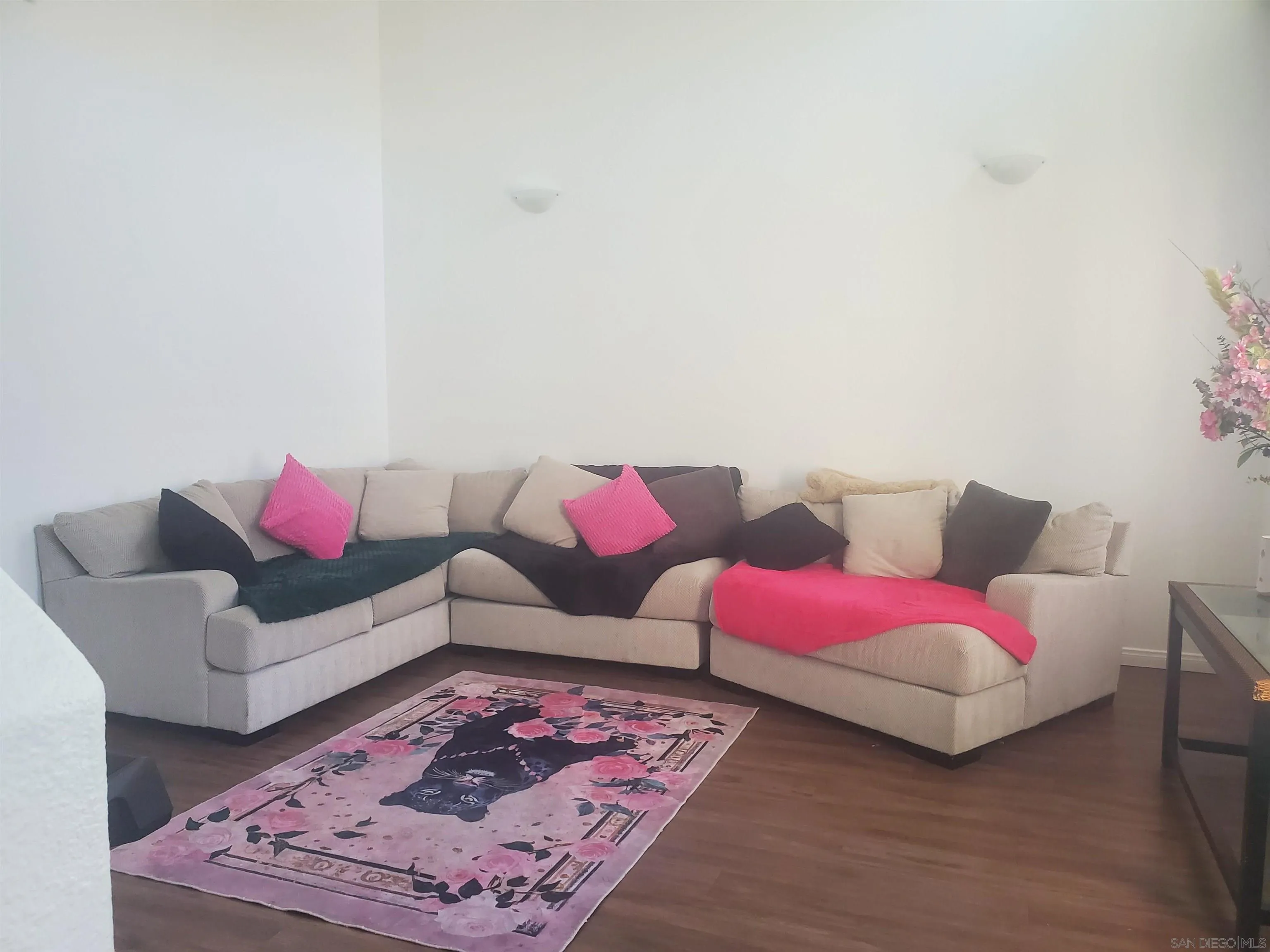 Photo #3: 260011261 Listing: Photo #3