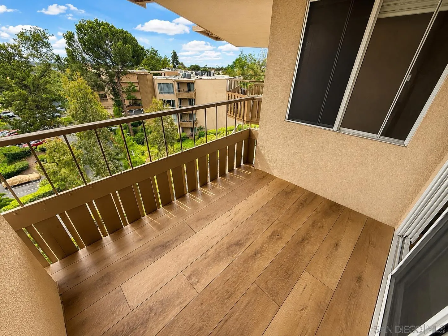 https://cdn.realtyfeed.com/cdn/127/260011264/9829d3535f2b5f9b56cbc65689bad577.webp