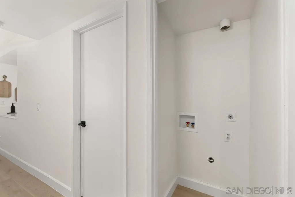 Photo #7: 260011265 Listing: Photo #7