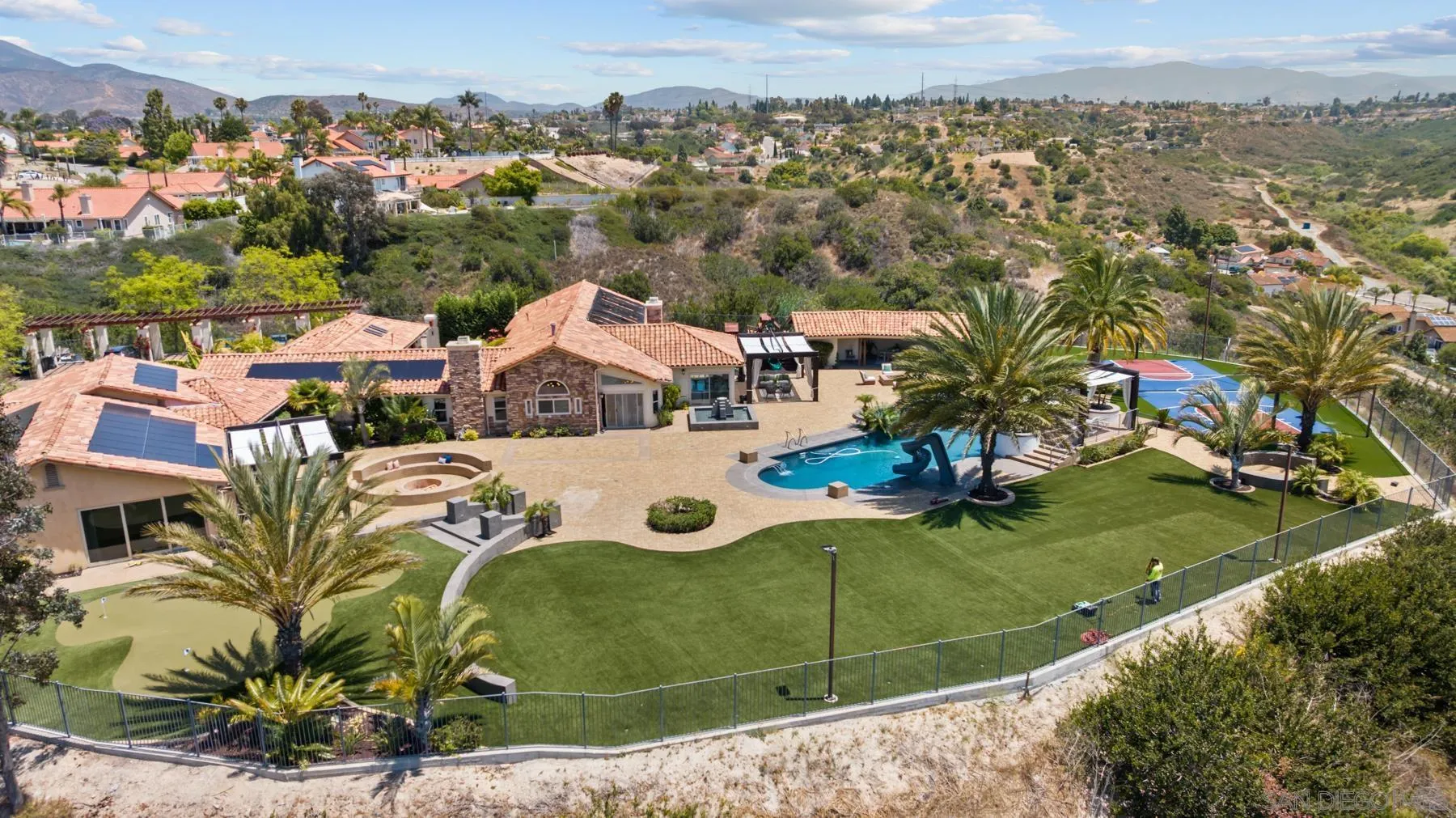 https://cdn.realtyfeed.com/cdn/127/260011270/02780dd21650aedb07edf67db4038abb.webp