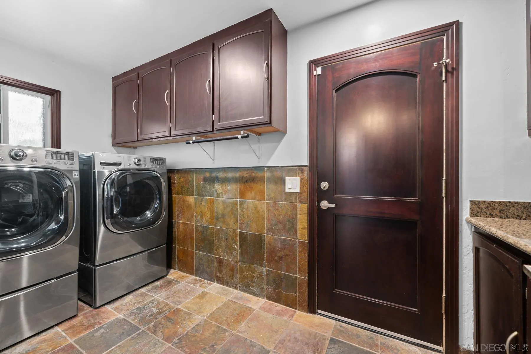 https://cdn.realtyfeed.com/cdn/127/260011270/598ada701c284439f9d99b5cda1bf08c.webp
