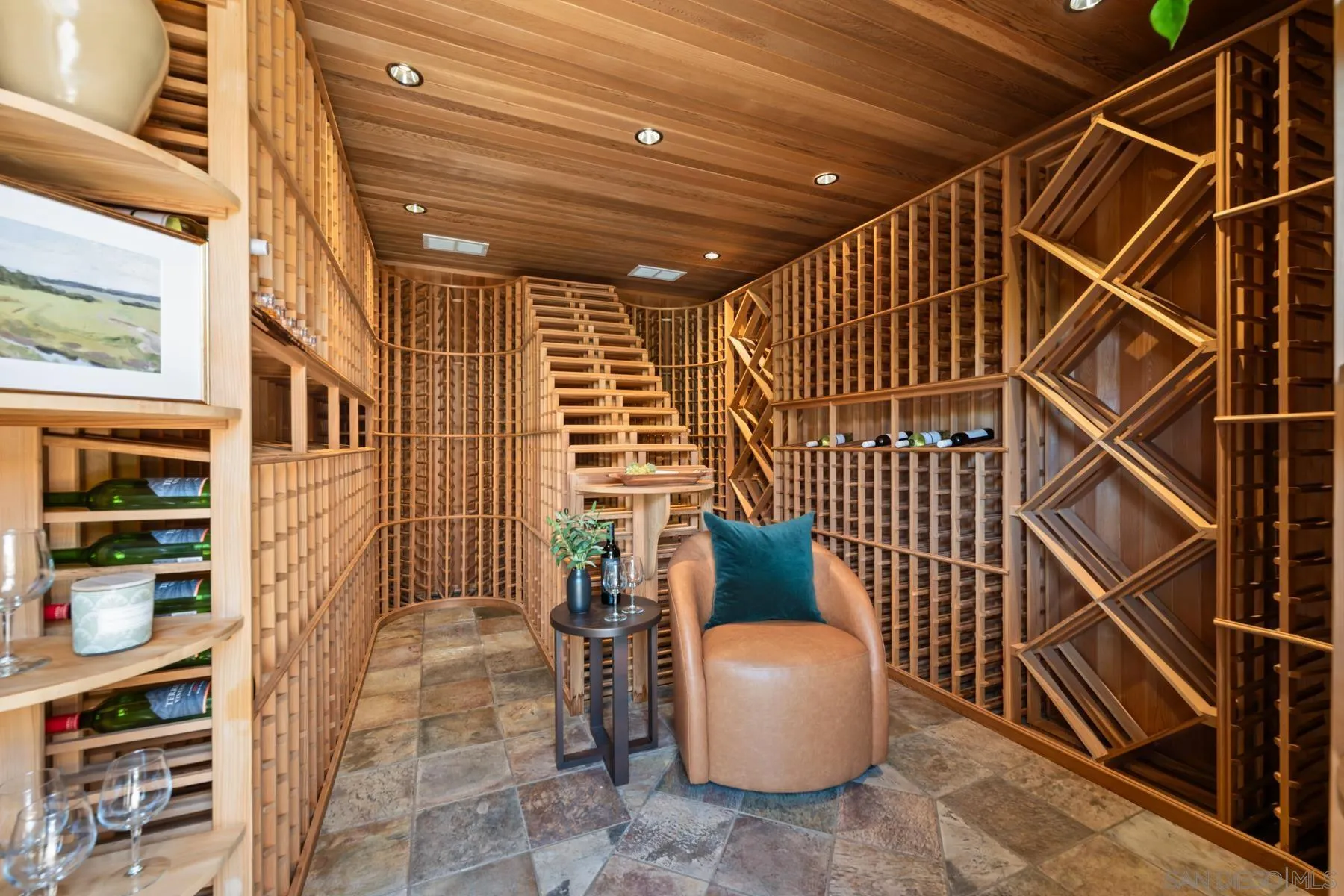 https://cdn.realtyfeed.com/cdn/127/260011270/db155cf151dd3ca6e53422daee0b5cab.webp