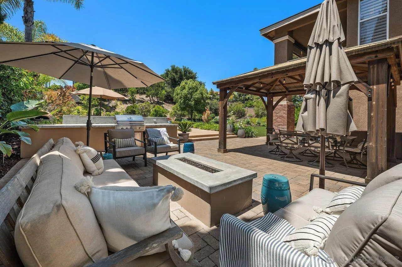 https://cdn.realtyfeed.com/cdn/127/260011271/1b2c6eb4d2a89e2df1eed2232f634020.webp