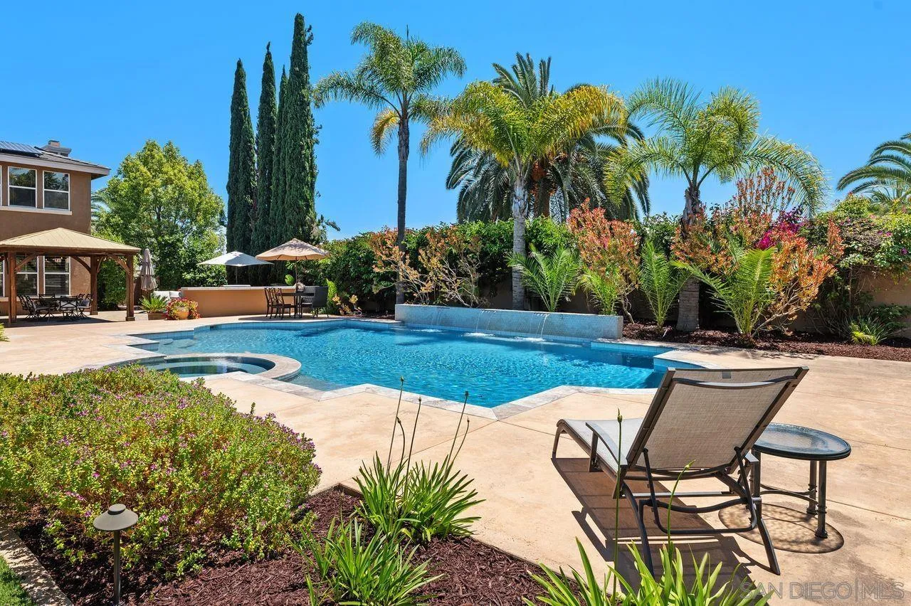 https://cdn.realtyfeed.com/cdn/127/260011271/330c575d5eda78d1630abc6be35eead7.webp