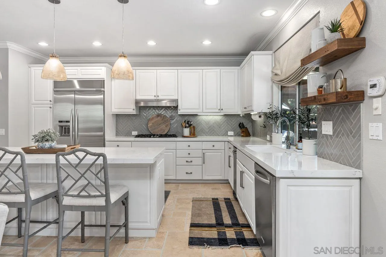 https://cdn.realtyfeed.com/cdn/127/260011271/41943180504f7510c0302645271ca77c.webp