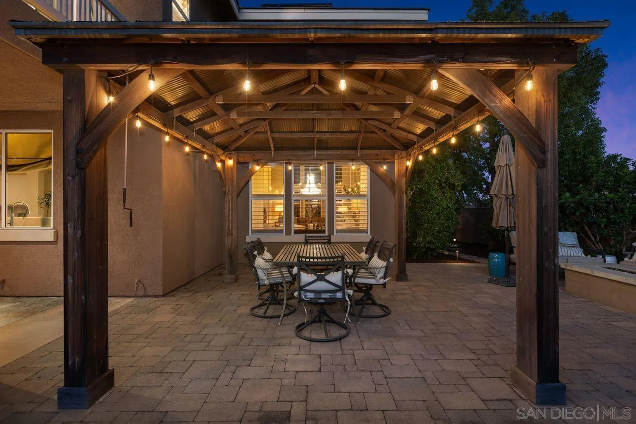 https://cdn.realtyfeed.com/cdn/127/260011271/ed2616cf3fd4b2704a55193ed6ffc303.webp