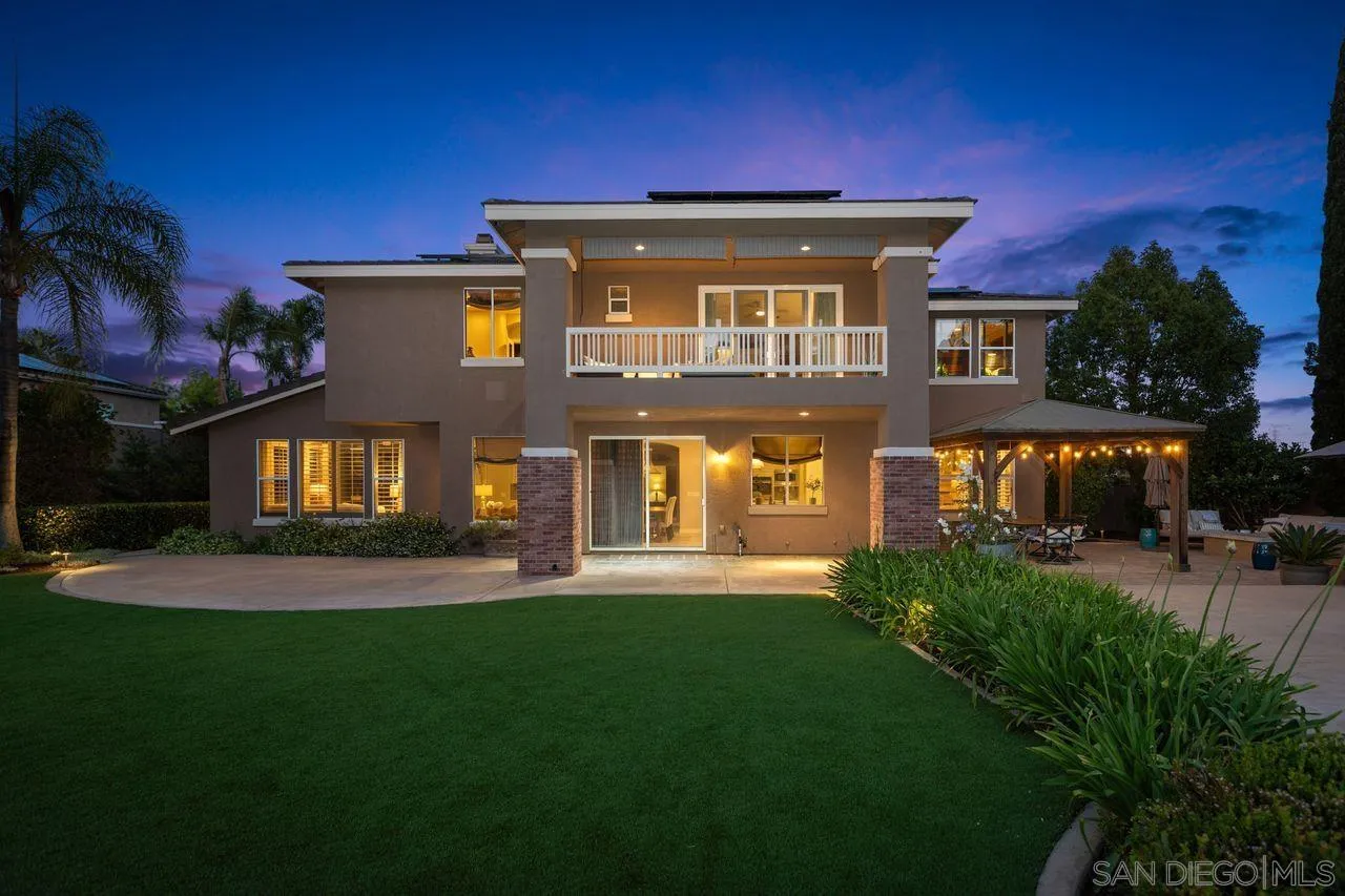 https://cdn.realtyfeed.com/cdn/127/260011271/f72cb33943084f2c36d4f96d6b73e75f.webp