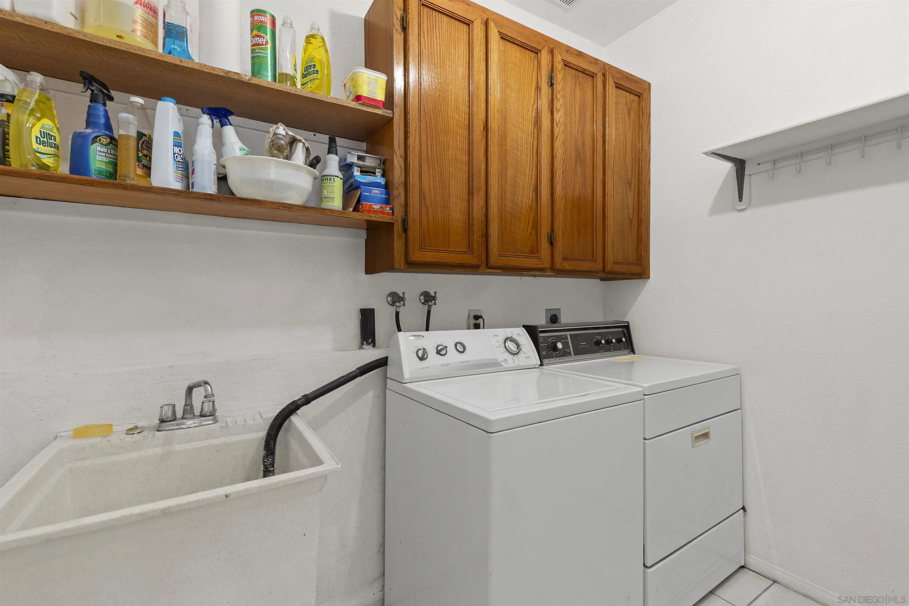 https://cdn.realtyfeed.com/cdn/127/260011275/1a6c759dc8fa59dabf624ee87b20a1ae.webp