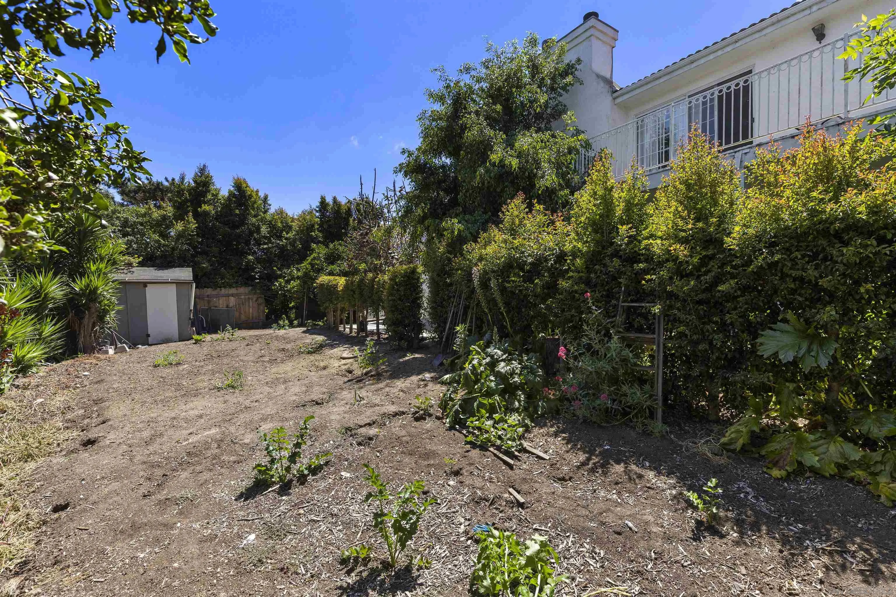 https://cdn.realtyfeed.com/cdn/127/260011275/adca8ec83b8986d9ccb8f58293f81f8d.webp