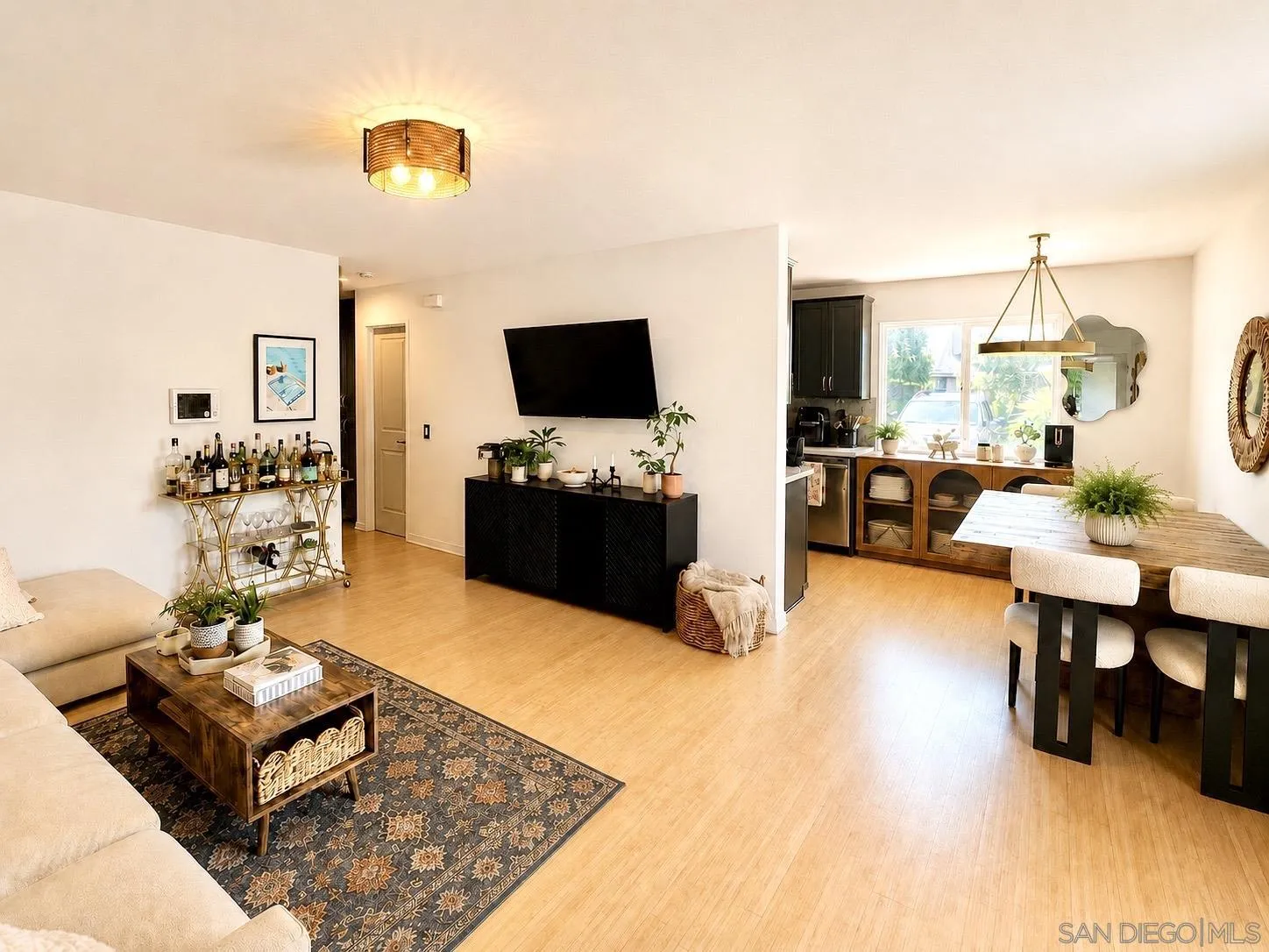 Photo #3: 260011277 Listing: Photo #3