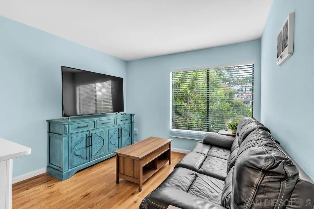 Photo #11: 260011280 Listing: Photo #11