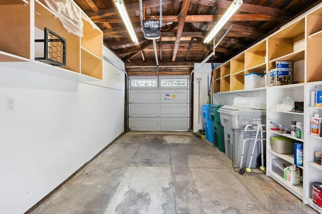 https://cdn.realtyfeed.com/cdn/127/260011281/9e8b8bcc3f2361f92186432d3d7b0208.webp