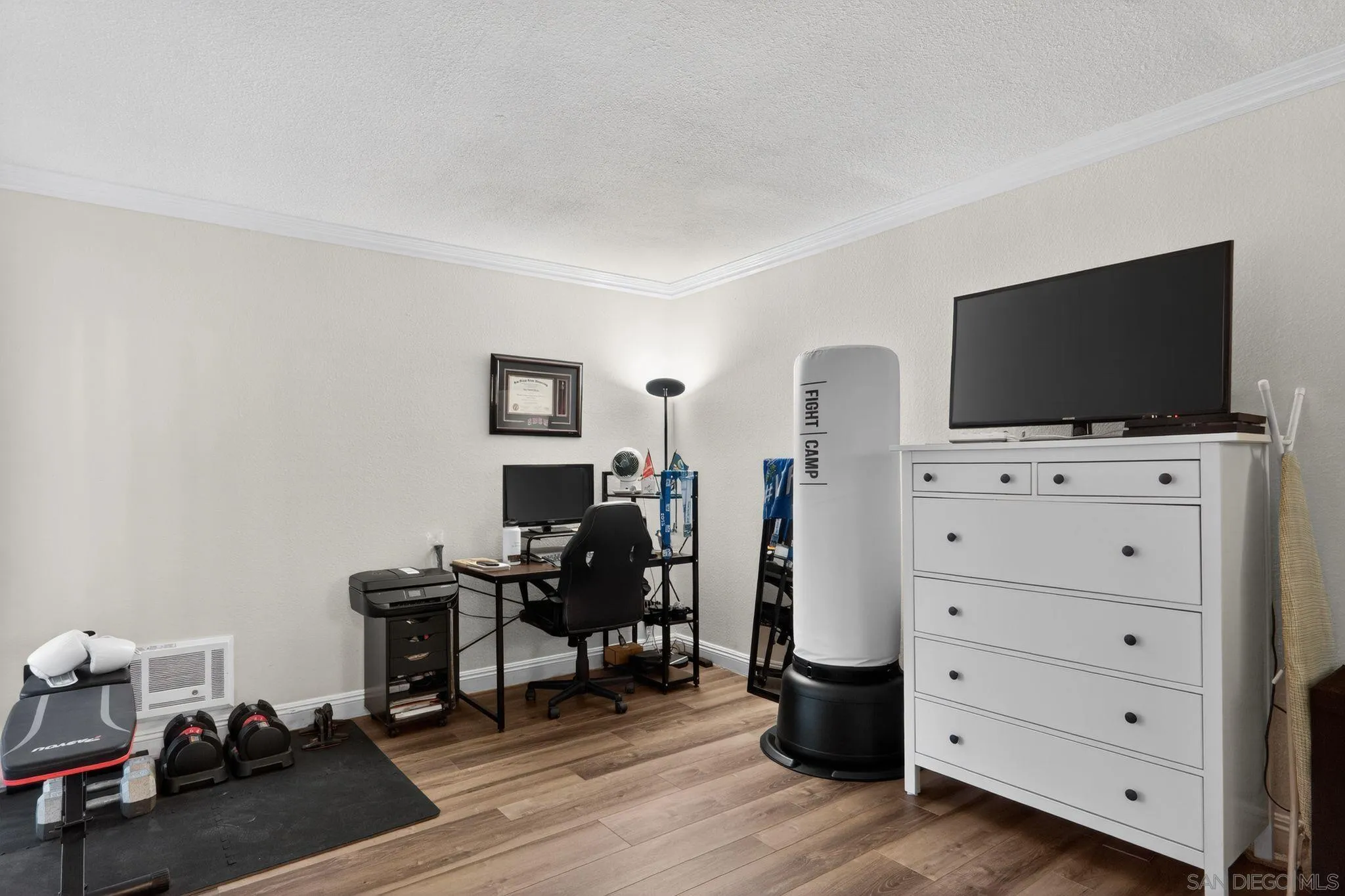 Photo #8: 260011283 Listing: Photo #8