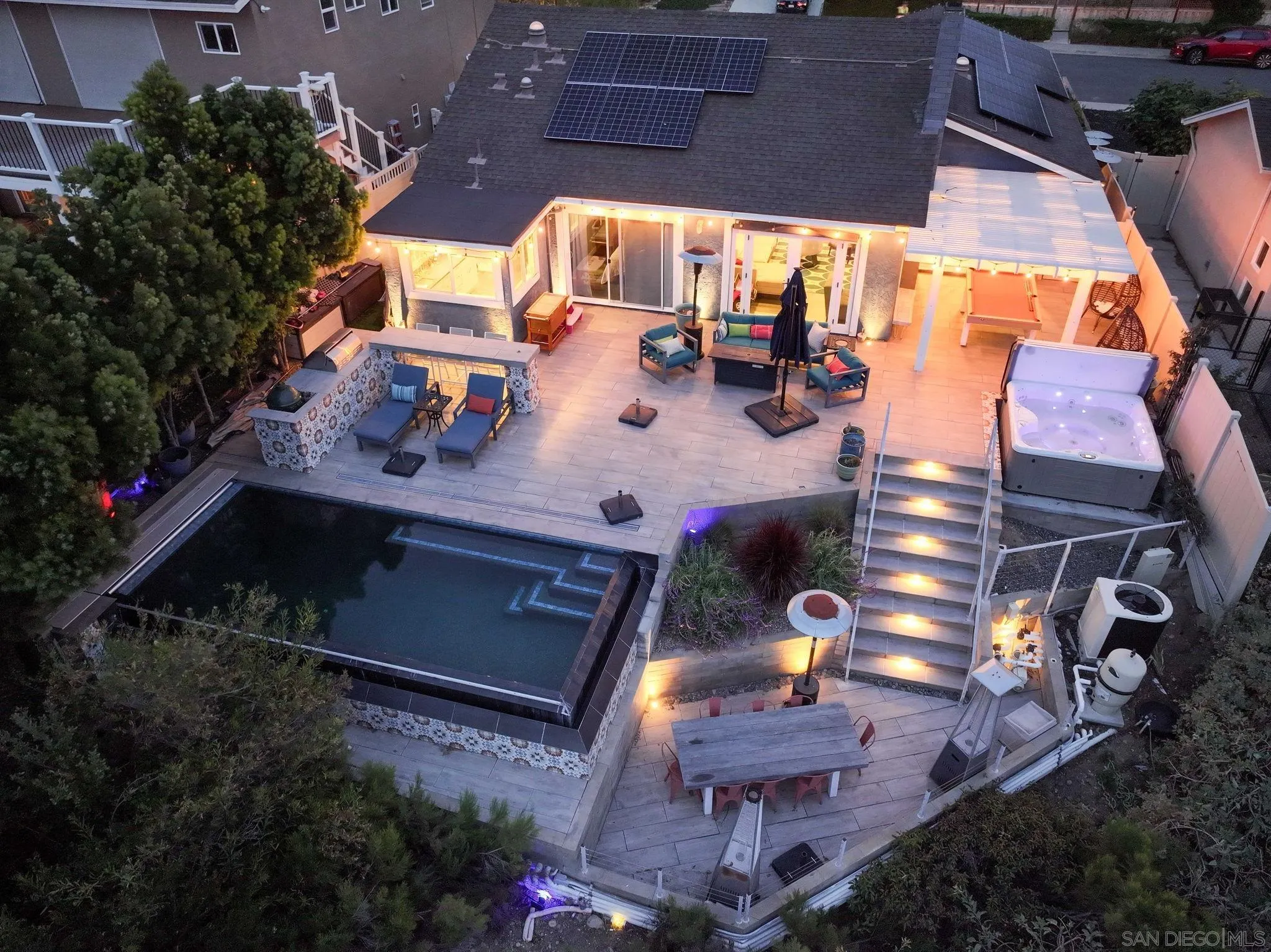 https://cdn.realtyfeed.com/cdn/127/260011284/00b7bd1d1abb5e2dedb98bb71714d34f.webp
