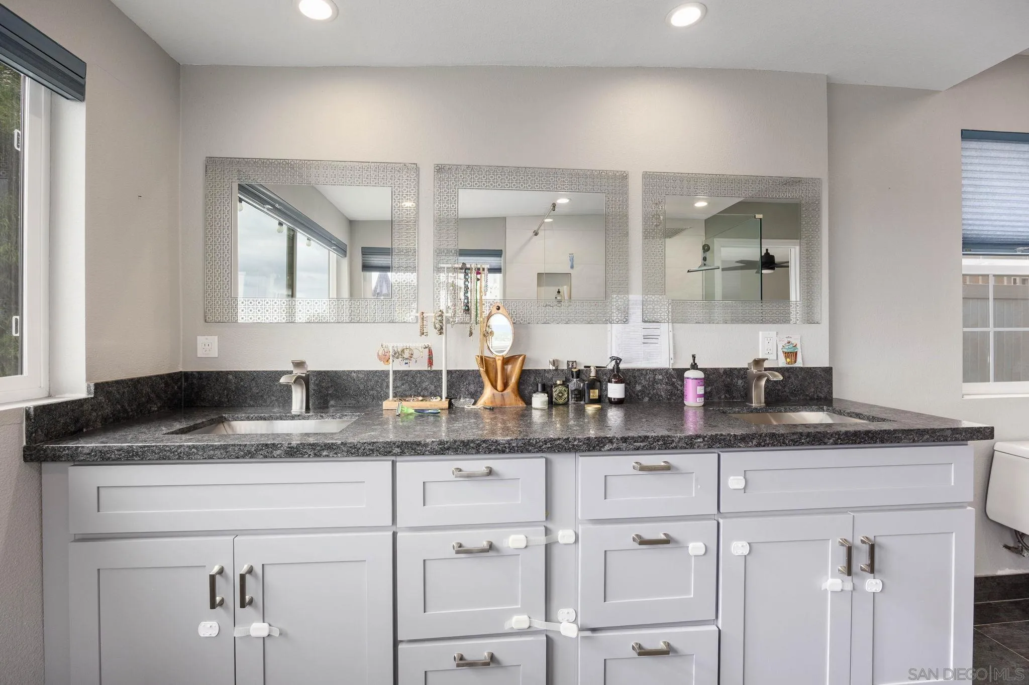 https://cdn.realtyfeed.com/cdn/127/260011284/572f5c2311f36e22bbc4dc27faa7905f.webp