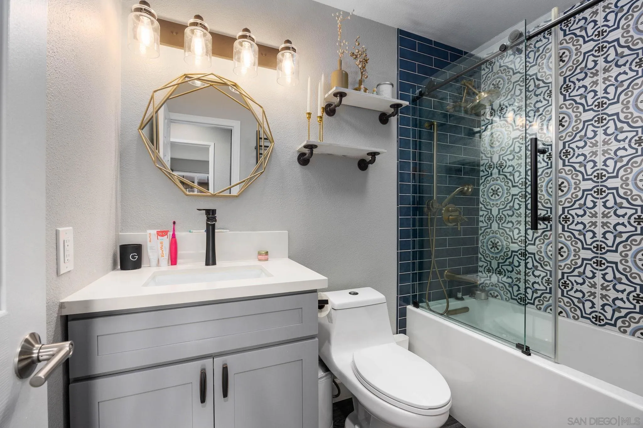 https://cdn.realtyfeed.com/cdn/127/260011284/997e2872a8df60fdbd3c9aca85022a8e.webp