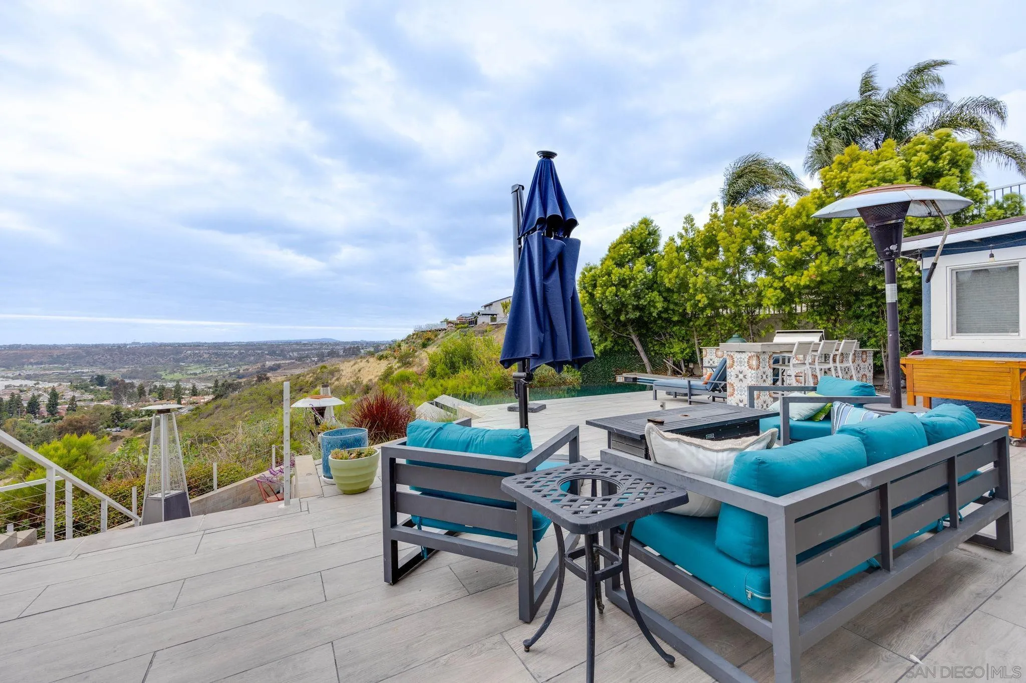https://cdn.realtyfeed.com/cdn/127/260011284/d813864fde24d20d281e1ab833ce9c15.webp