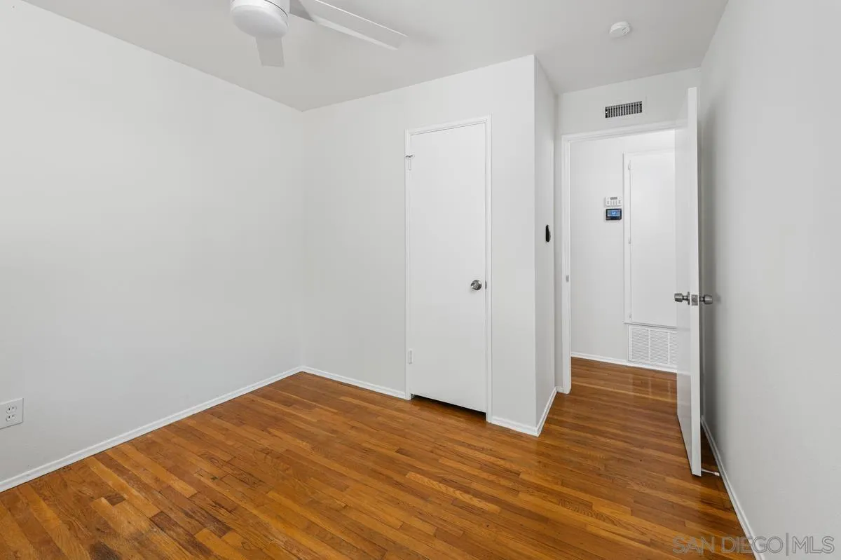 https://cdn.realtyfeed.com/cdn/127/260011285/de701ef8c8c666ea671df2777052baba.webp