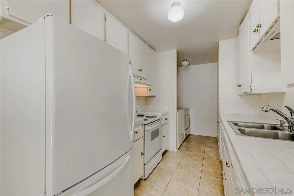 Photo #13: 260011288 Listing: Photo #13