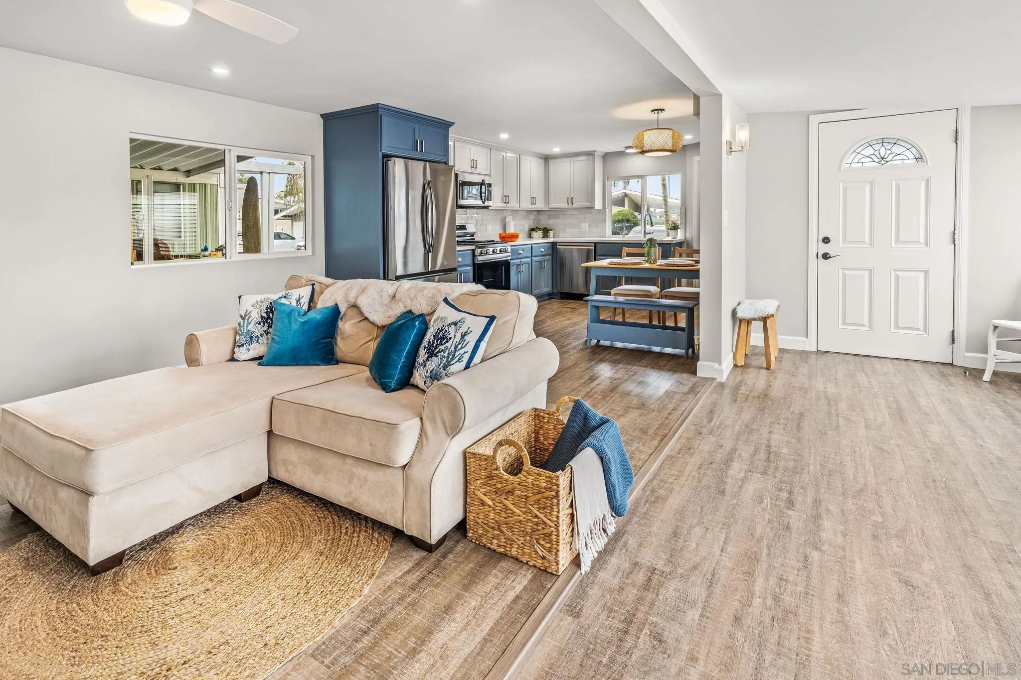 https://cdn.realtyfeed.com/cdn/127/260011290/0f803b07abccfb3272562a91dab2042e.webp