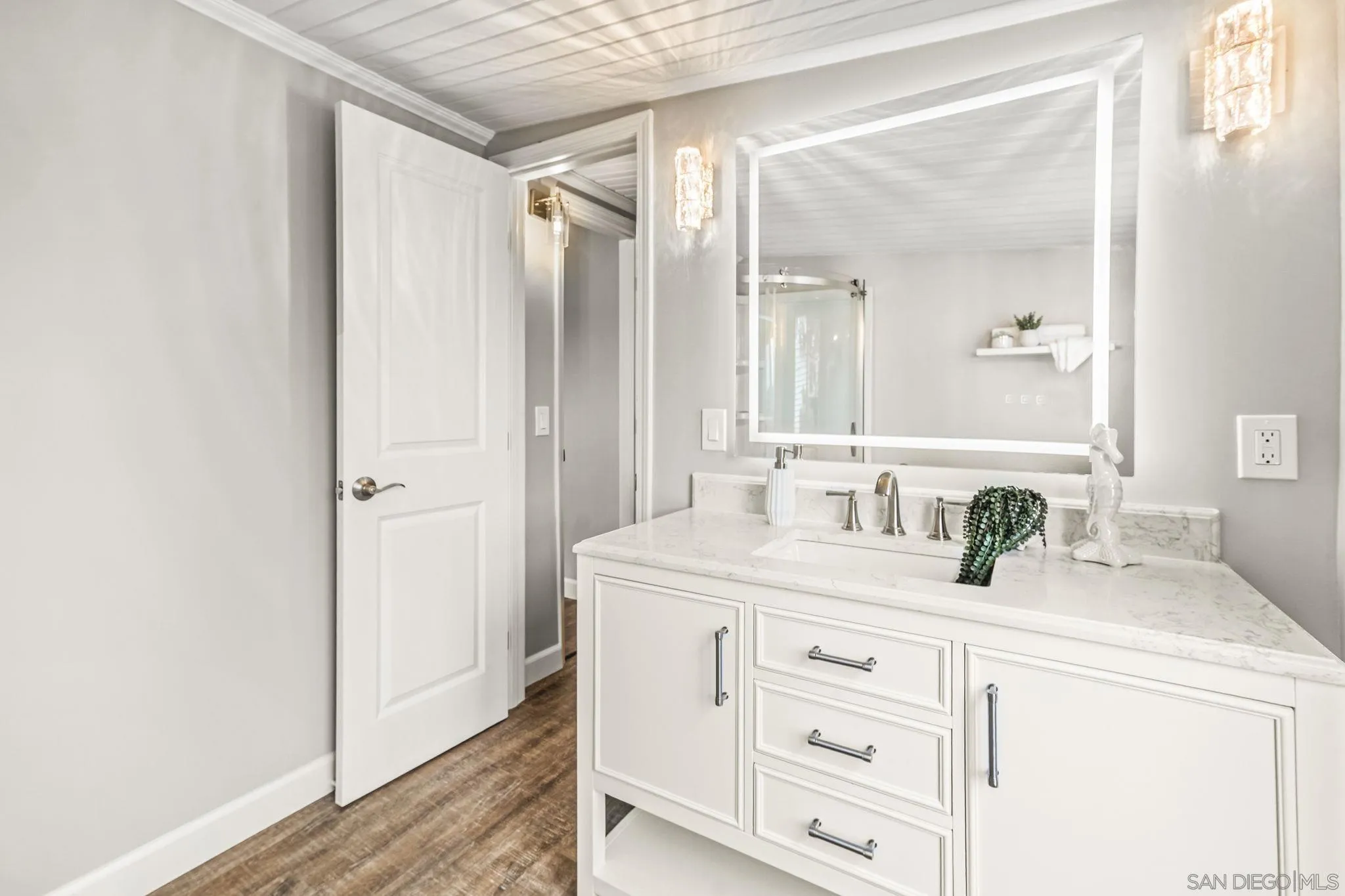 https://cdn.realtyfeed.com/cdn/127/260011290/d6b98c898a5bc0704e0622871e0384e8.webp