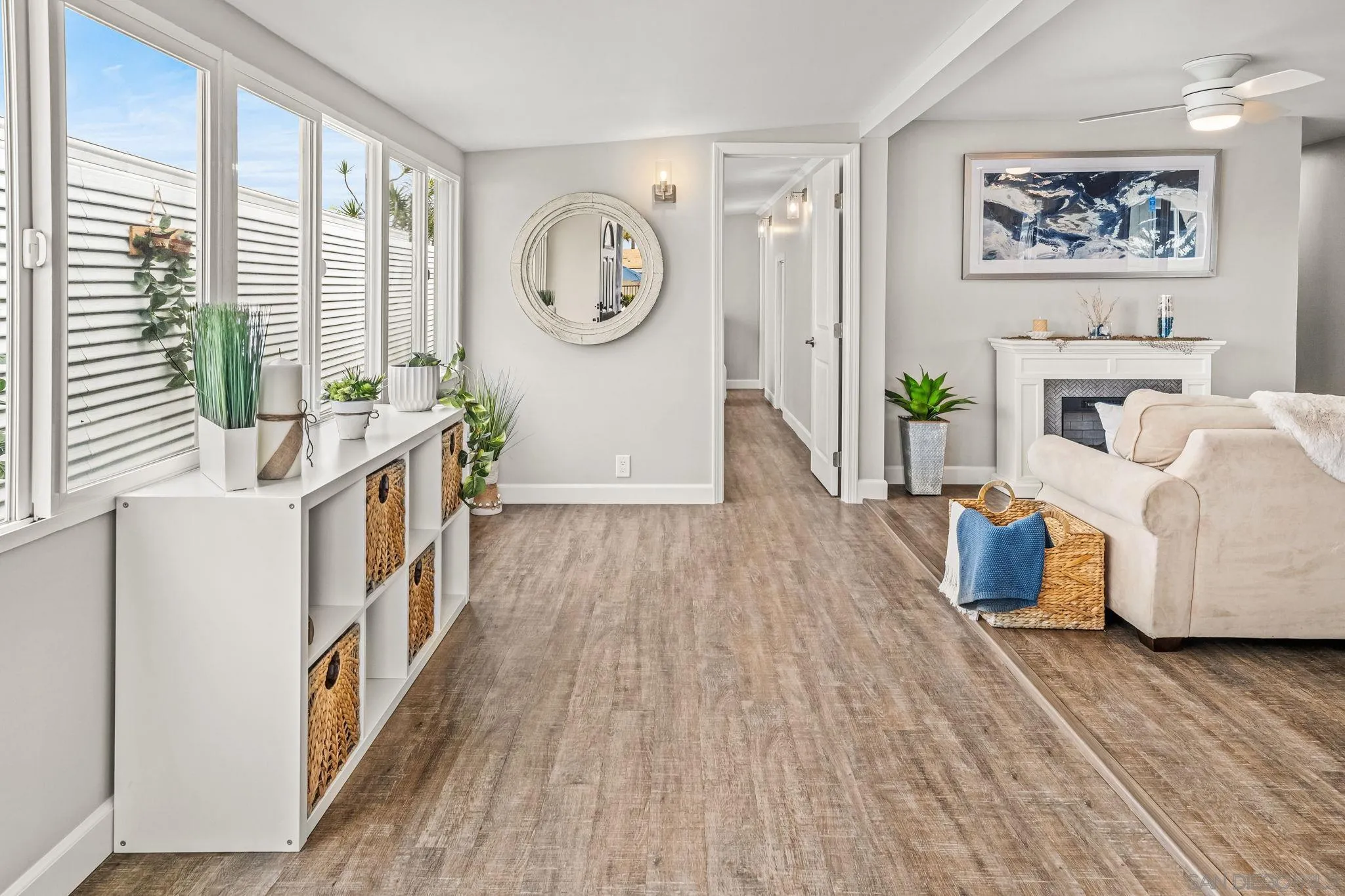 https://cdn.realtyfeed.com/cdn/127/260011290/e4b71adab464f053023823db9ad6c863.webp