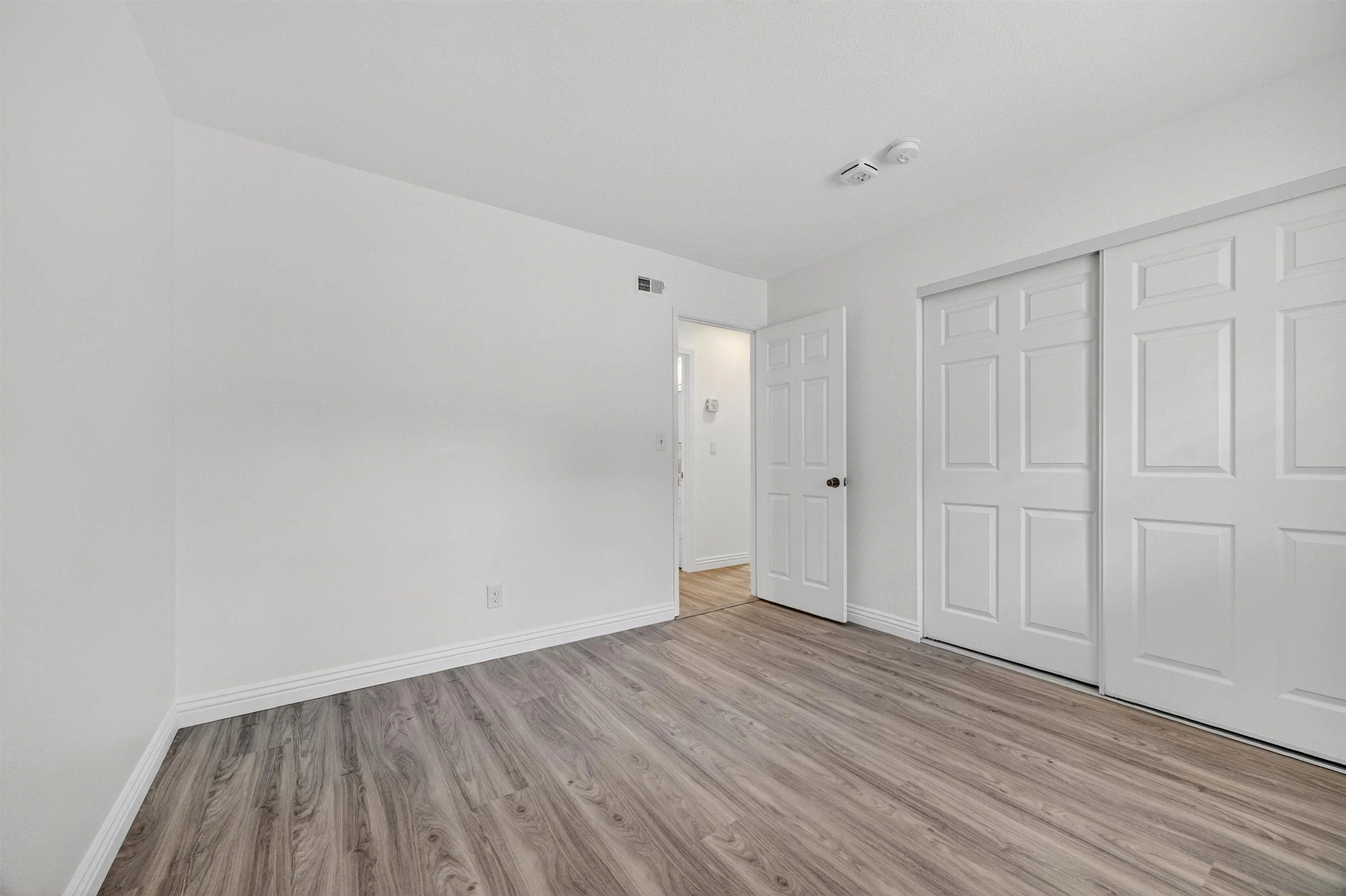 https://cdn.realtyfeed.com/cdn/127/260011293/5cdb678b8c5ea48312199e7ceefe5000.webp