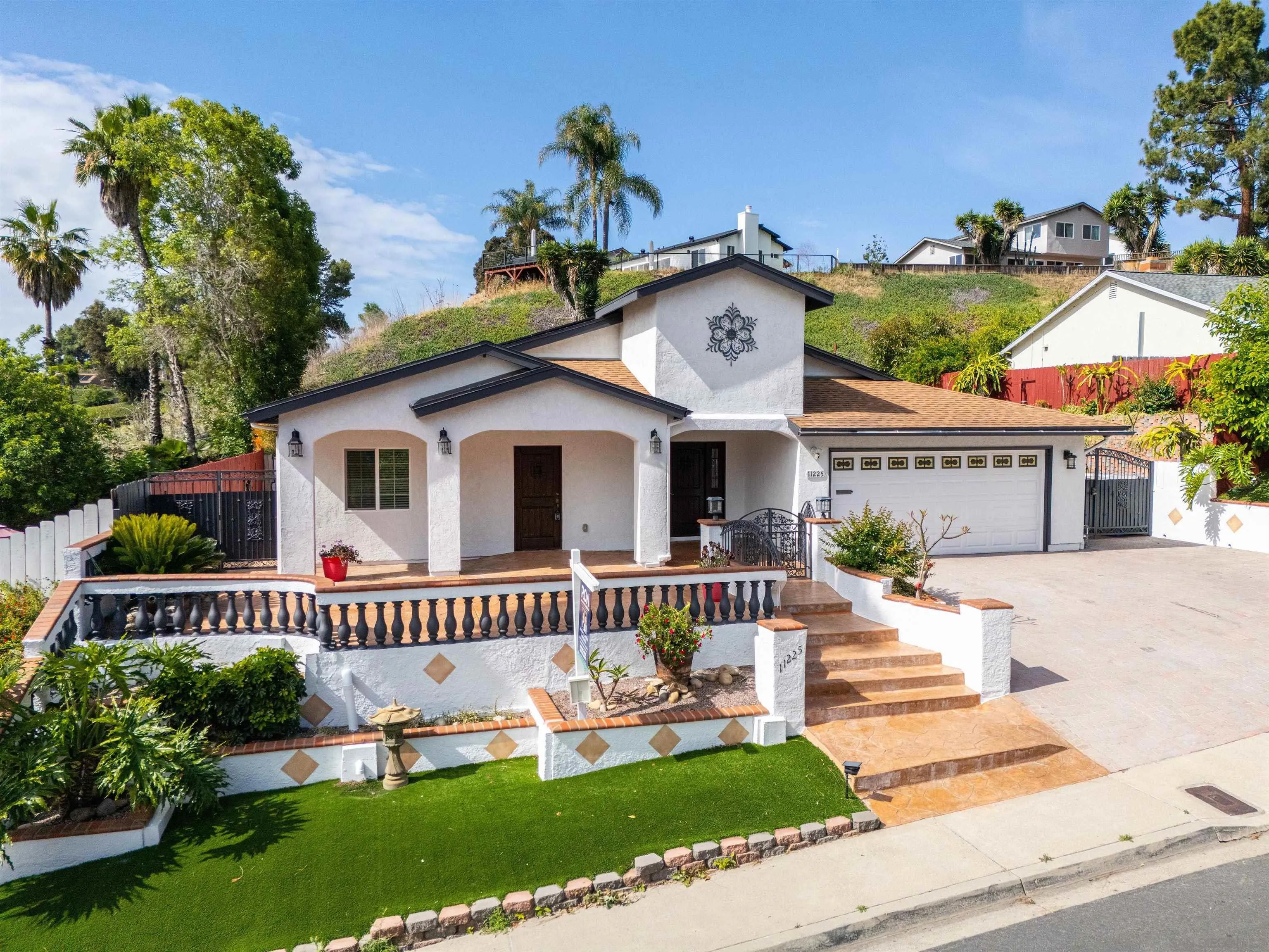 https://cdn.realtyfeed.com/cdn/127/260011293/843fc175806bd2384207049ab1efe730.webp