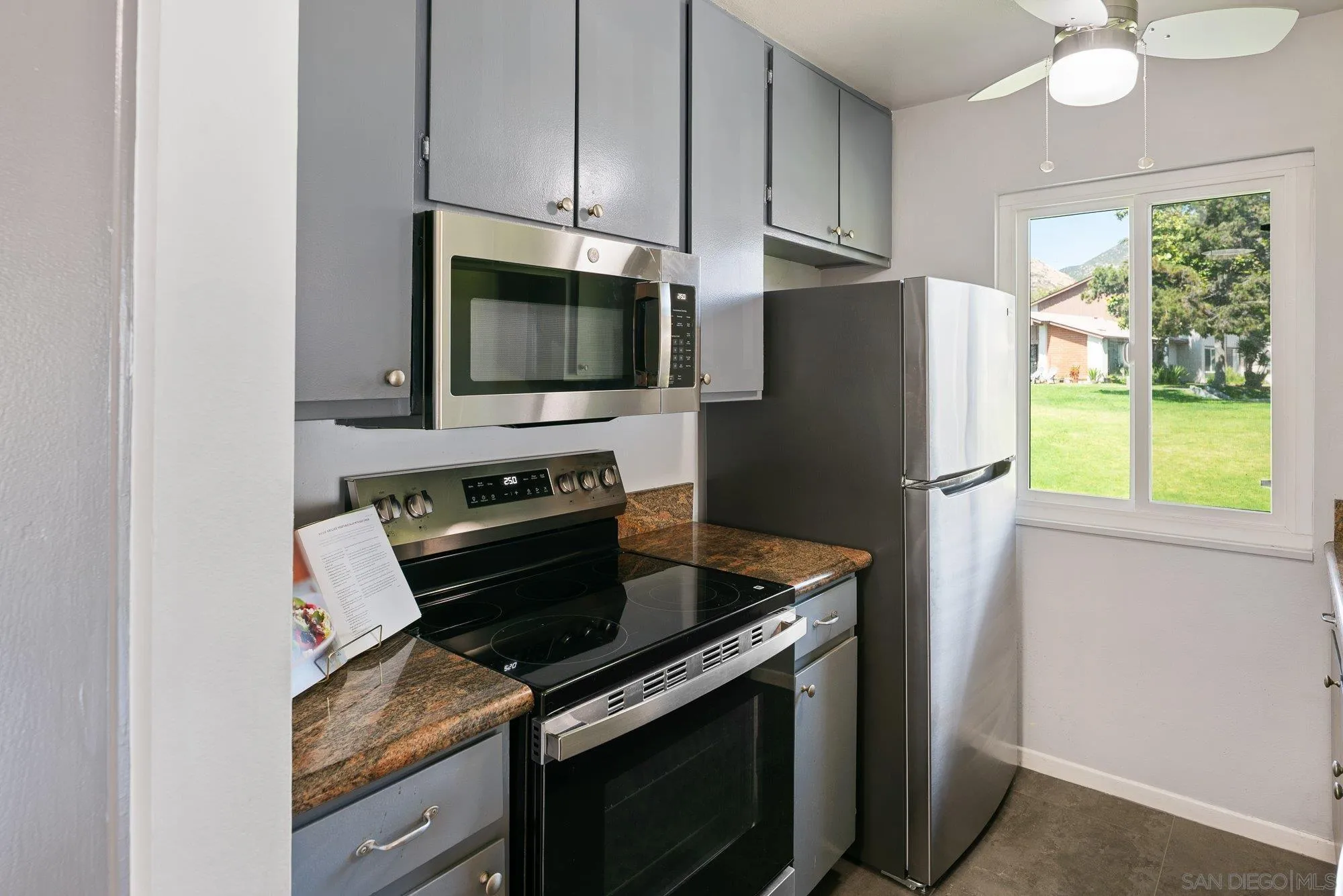 Photo #9: 260011294 Listing: Photo #9