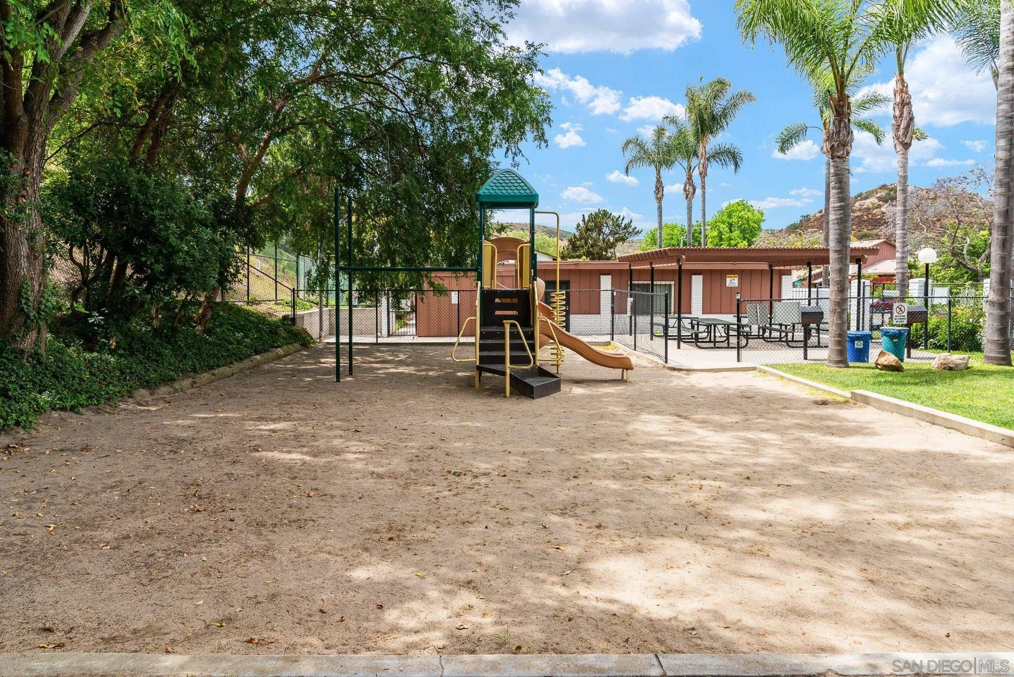 Photo #35: 260011294 Listing: Photo #35