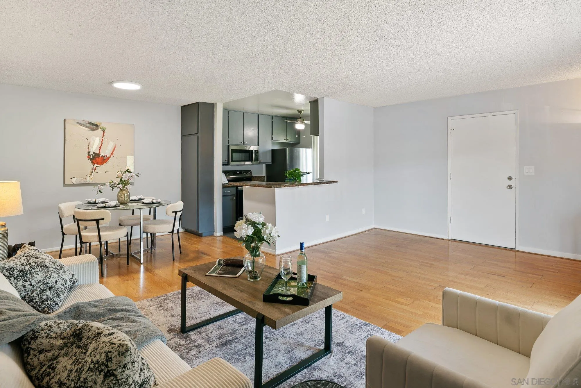 Photo #6: 260011294 Listing: Photo #6