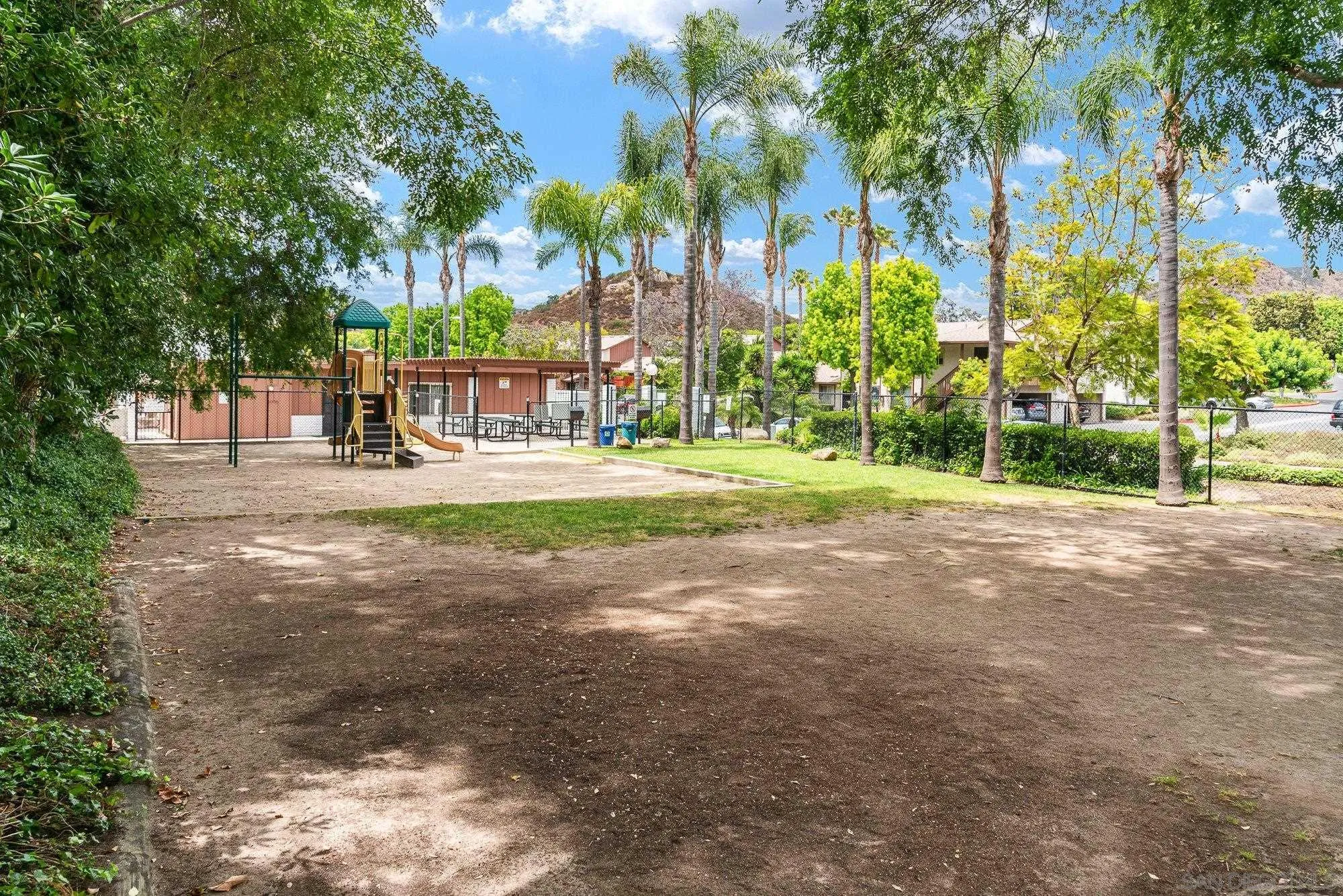Photo #34: 260011294 Listing: Photo #34