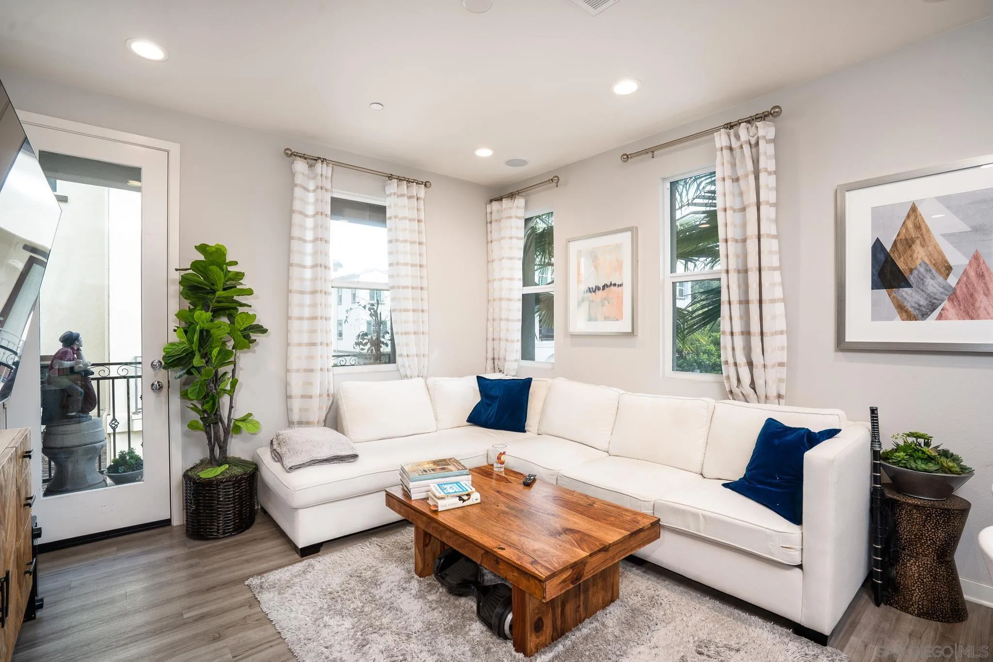 Photo #5: 2600113 Listing: Photo #5