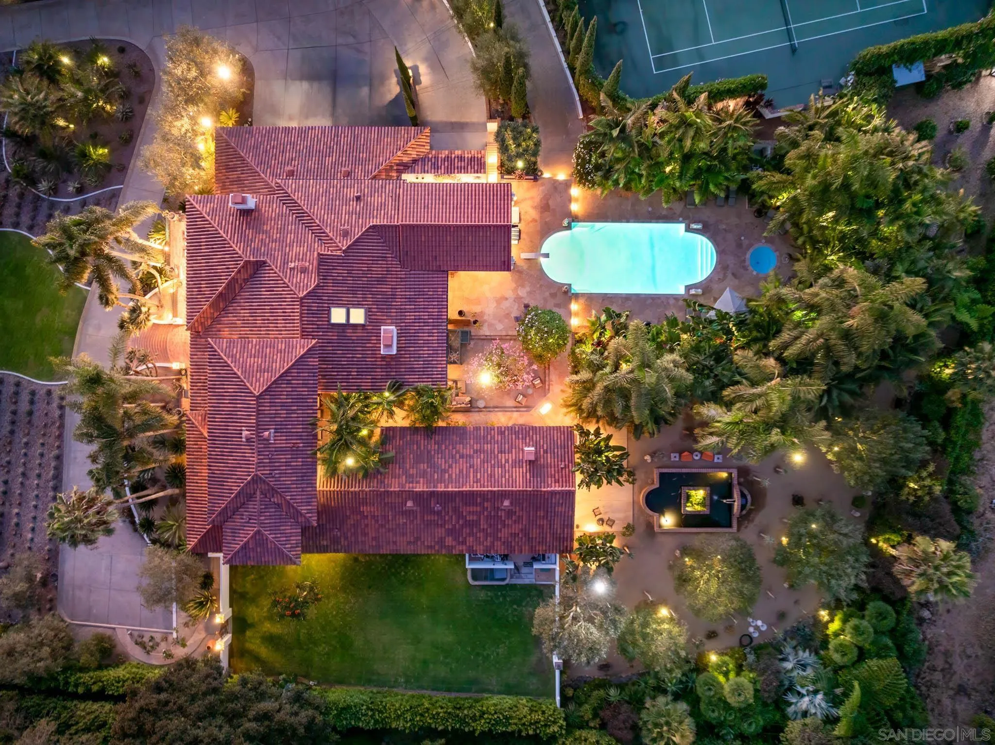 https://cdn.realtyfeed.com/cdn/127/260011303/74590faa7aec50077c8abf8ac96d2783.webp