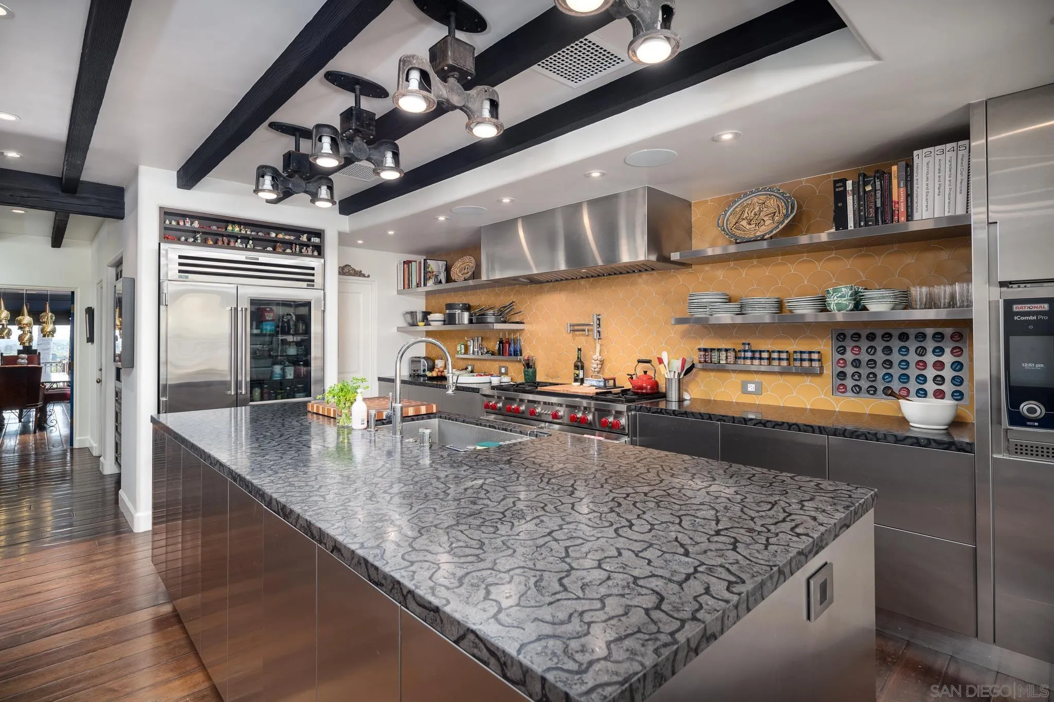 https://cdn.realtyfeed.com/cdn/127/260011303/eed1be75cd80fdb89e38d3924d12f529.webp